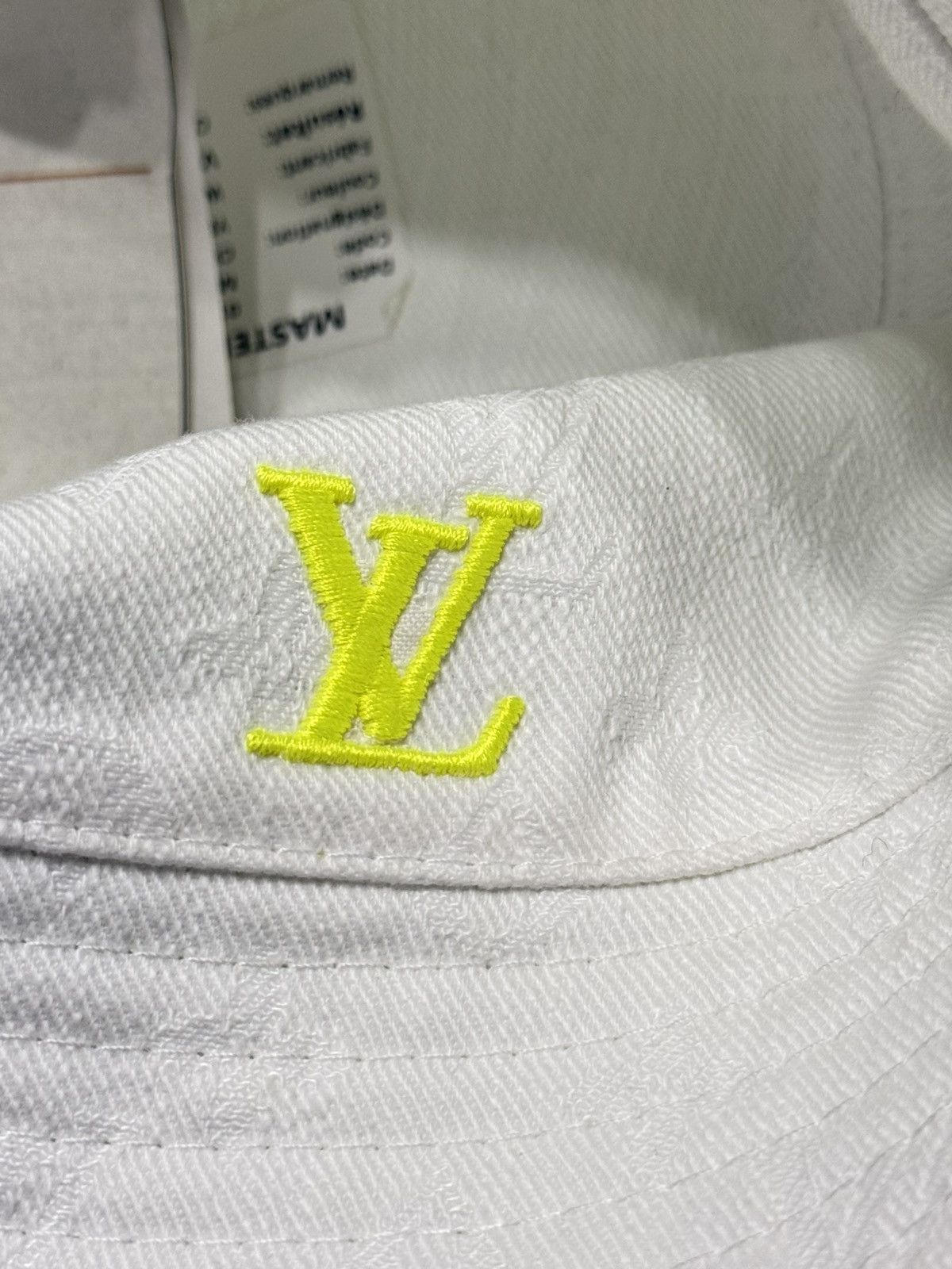 Louis Vuitton LOUIS VUITTON TAIGARAMA BUCKET / F HAT DOUBLE SIDED WEARABLE Size ONE SIZE - 14 Thumbnail