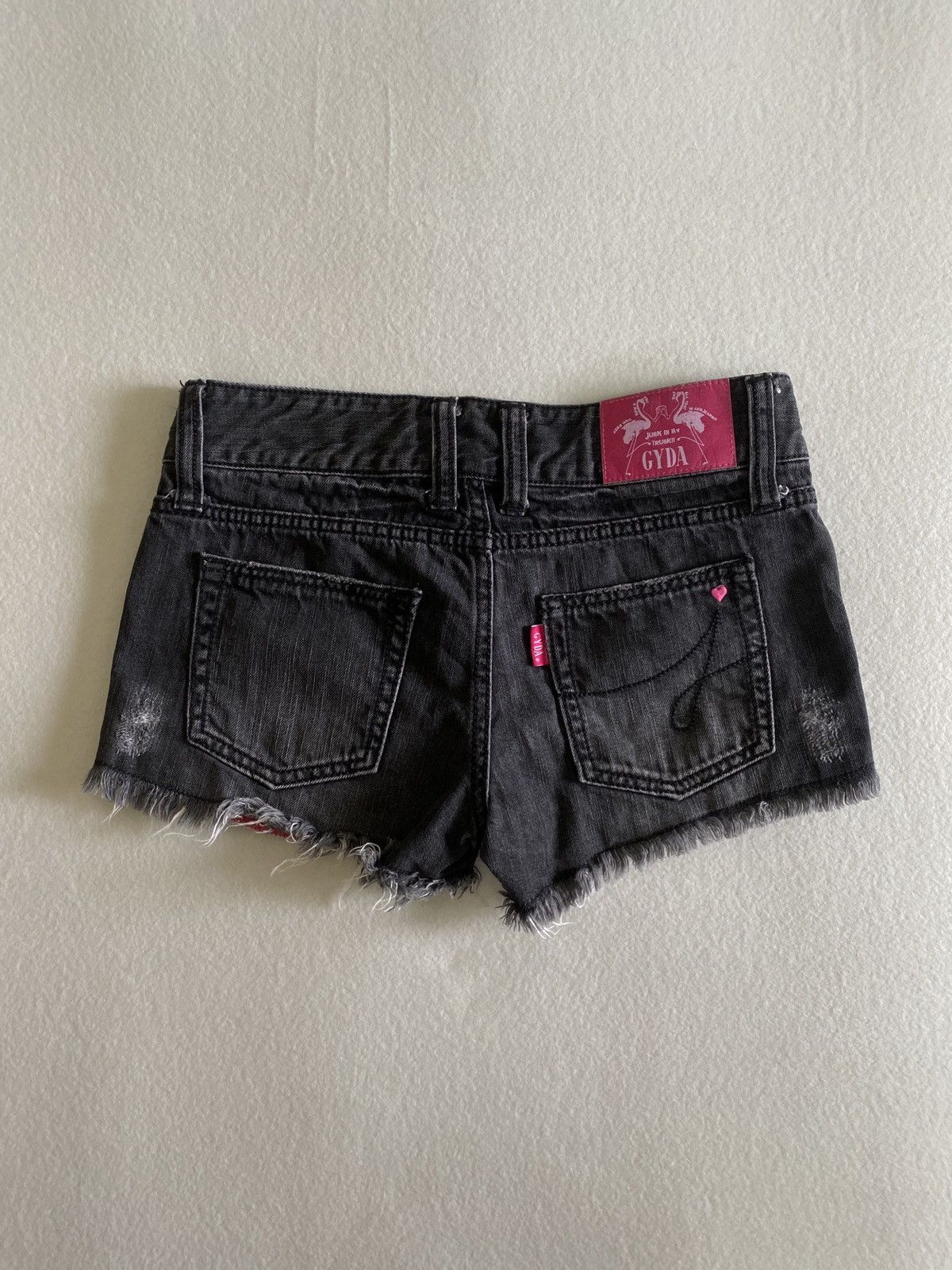 If Six Was Nine y2k gyaru gothic gyda studded mini shorts Size 27" / US 4 / IT 40 - 5 Thumbnail