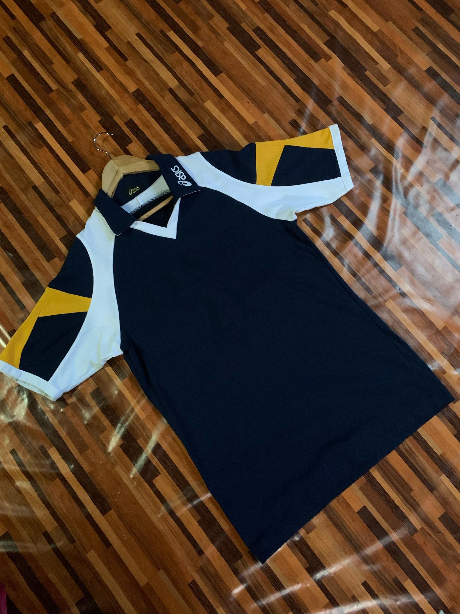 Vintage Vintage OSA 21 JAPAN asics Jersey 90s OSAKA Size US L / EU 52-54 / 3 - 1 Thumbnail