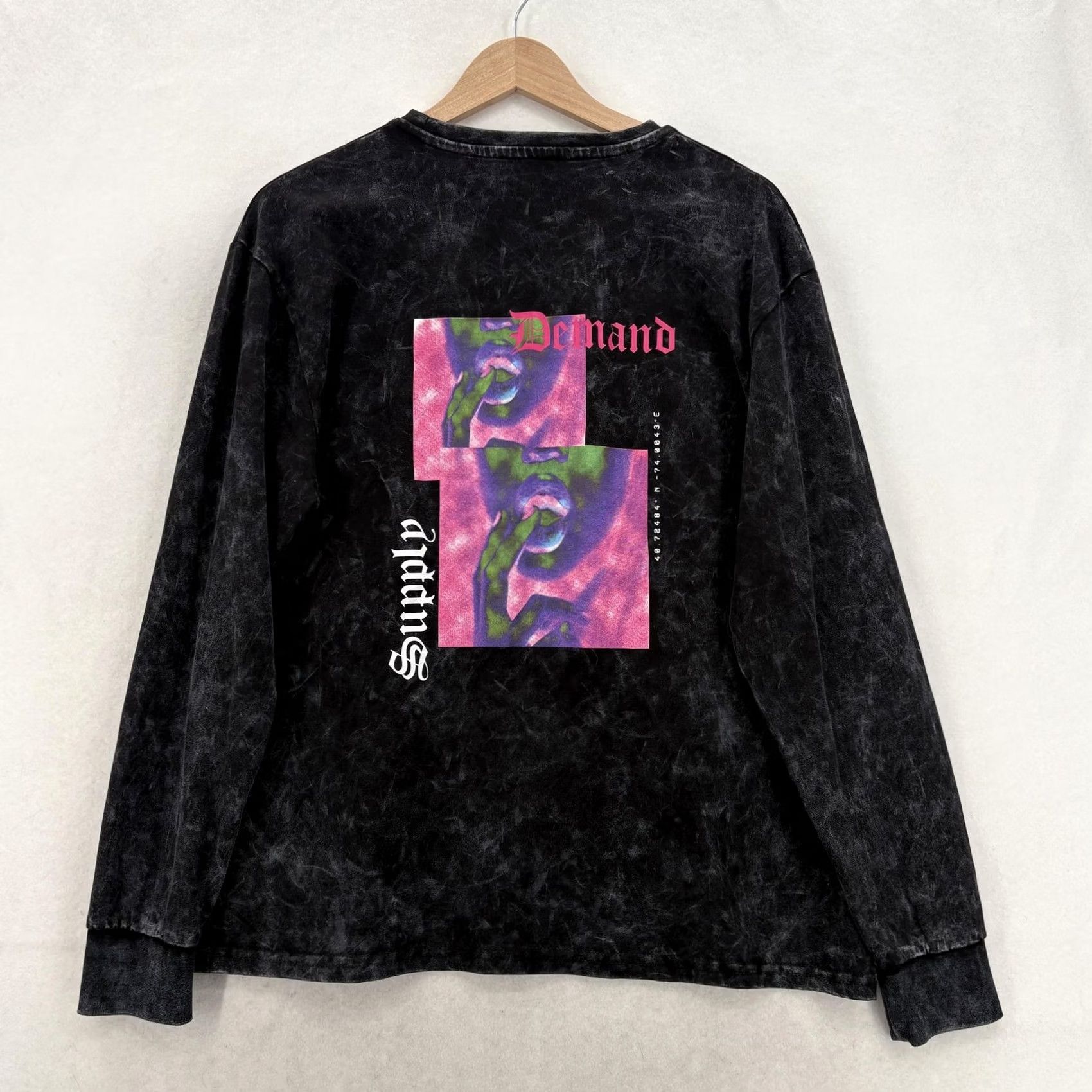 Supply & Demand Supply & Demand Shirt Womens S Black Tie Dye Long Sleeve Tee NYC Grounded Tie Dye Streetwear Ladies Short Sleeve No, Long Sleeve? Size S / US 4 / IT 40 - 2 Thumbnail