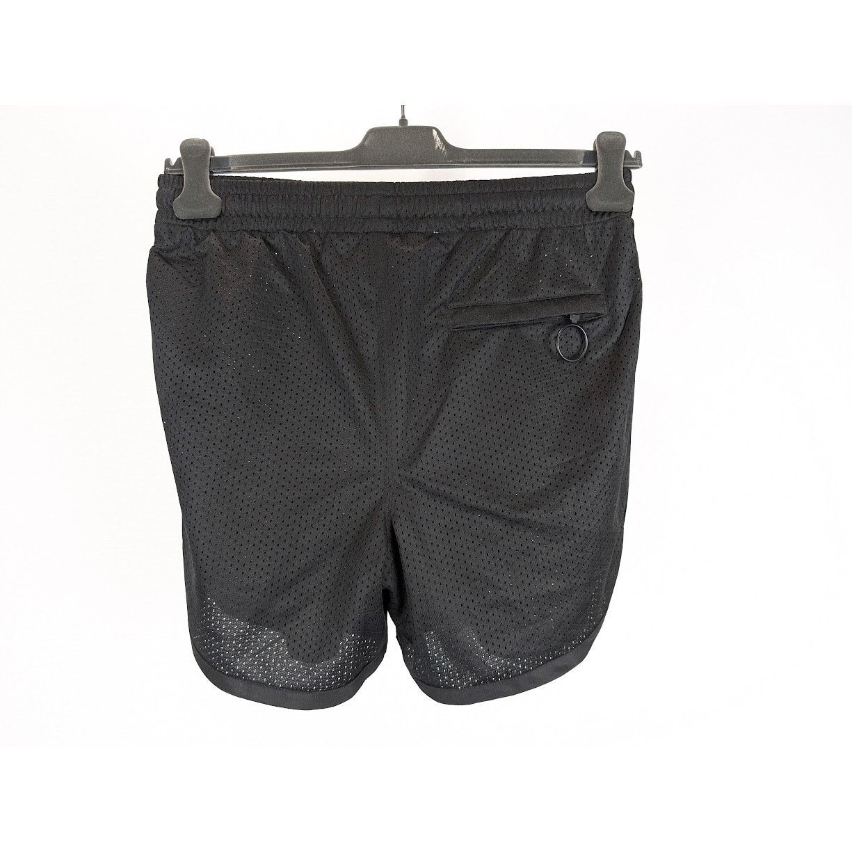 Off-White o1rshd1 Harry The Bunny Mesh Short in Black Brilliant Size US 30 / EU 46 - 12 Thumbnail