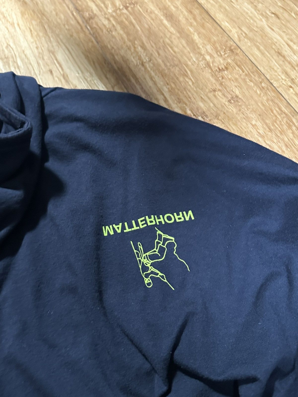 Vetements Vetements SS18 Pour Femme Matterhorn Hoodie Size US XL / EU 56 / 4 - 14 Thumbnail