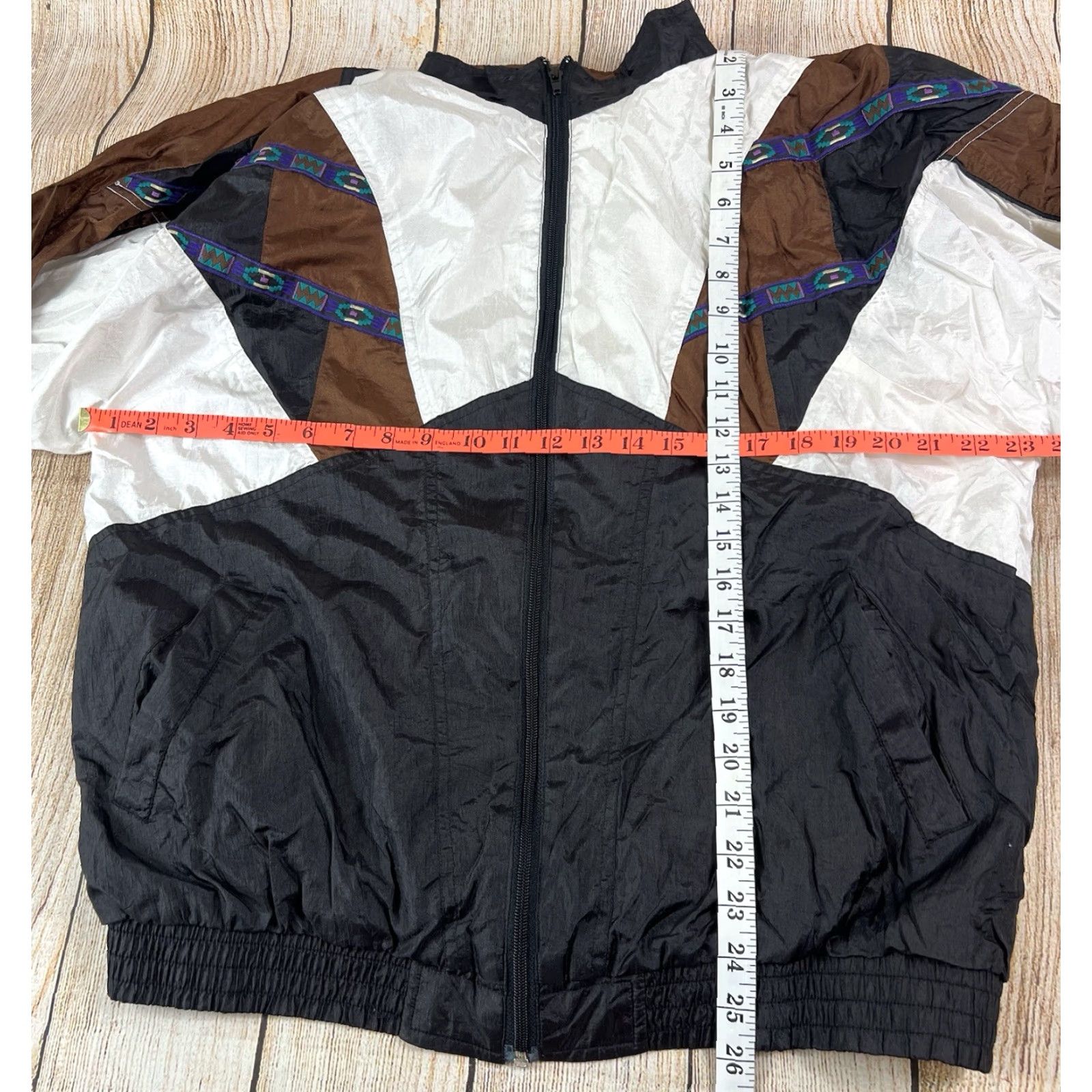 Vintage VINTAGE Bolo Spirit Jacket Windbreaker Nylon 90s Black AZTEC Brown L Unisex Adults Mens Womens Size US L / EU 52-54 / 3 - 3 Thumbnail