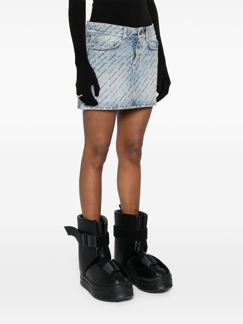 Balenciaga o1la1rc1a1025 Stencil Allover Low Waist Mini Skirt in Blue Size 27" / US 4 / IT 40 - 3 Thumbnail