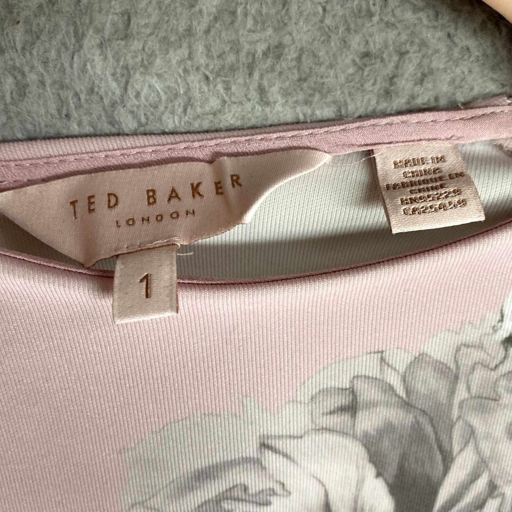 Ted Baker Ted Baker Haiilie Dress Womens 4 Floral Skater Fit & Flare Short Sleeve Zip Pink Party Dress Womens Size S / US 4 / IT 40 - 6 Thumbnail