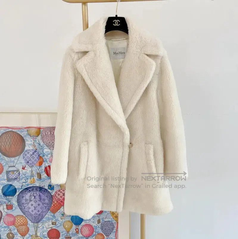 Max Mara MaxMara Classic White Alpaca Wool Coat . Size XS / US 0-2 / IT 36-38 - 1 Thumbnail