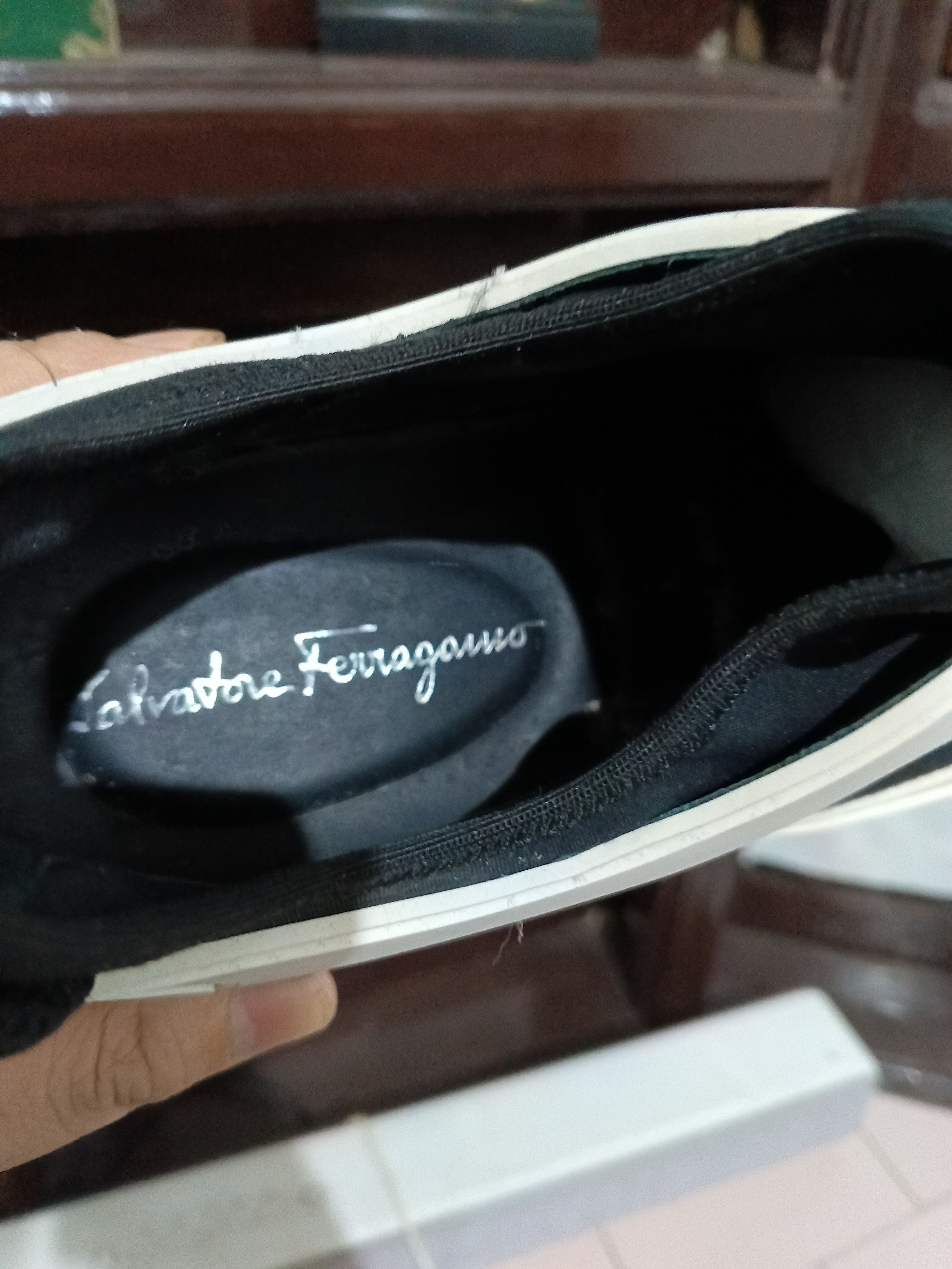 Salvatore Ferragamo Salvatore Ferragamo Answer Size US 6.5 / EU 39-40 - 7 Thumbnail