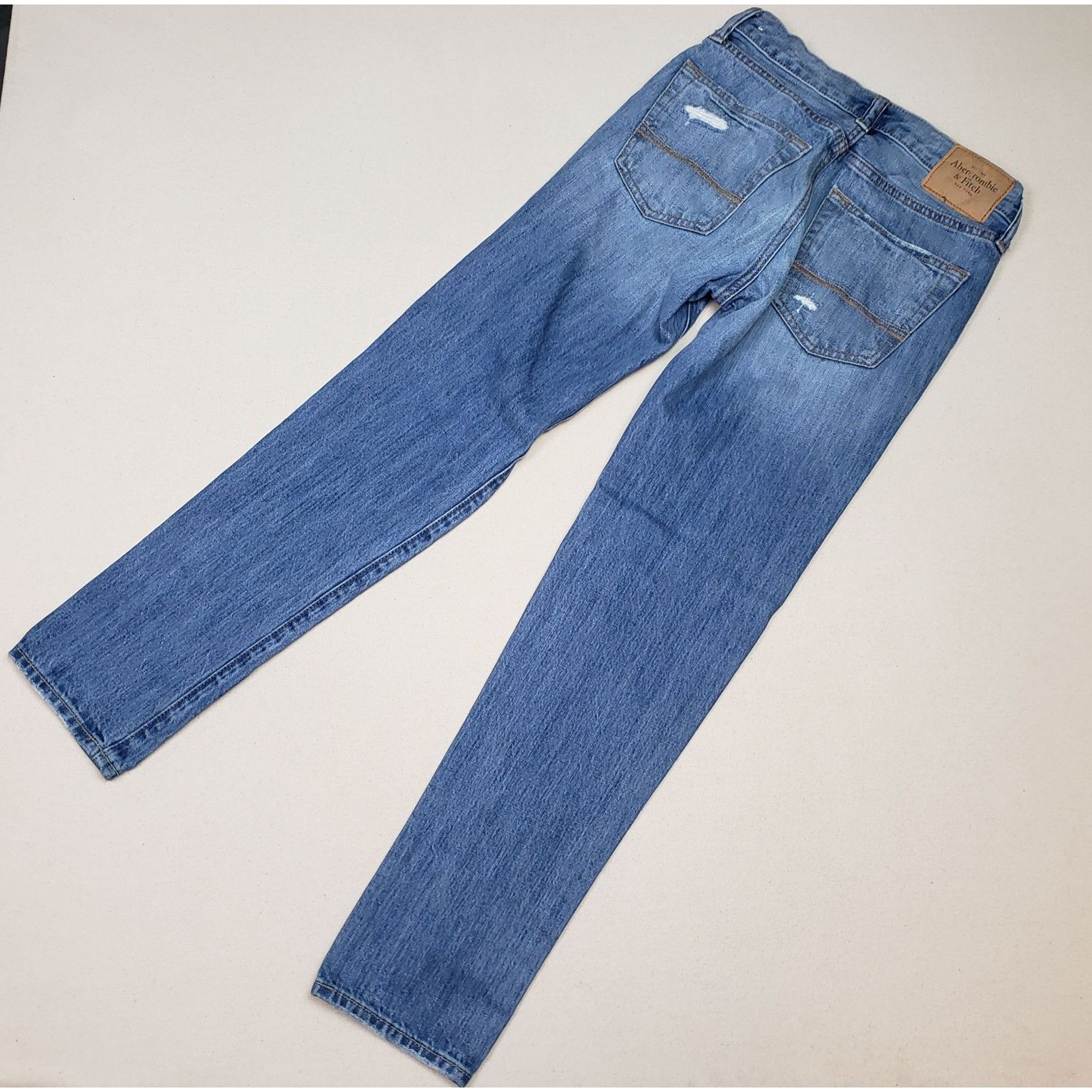 Abercrombie & Fitch Abercrombie & Fitch Women's Distressed Button Fly Blue Jeans Size 26" / US 2 / IT 38 - 2 Thumbnail