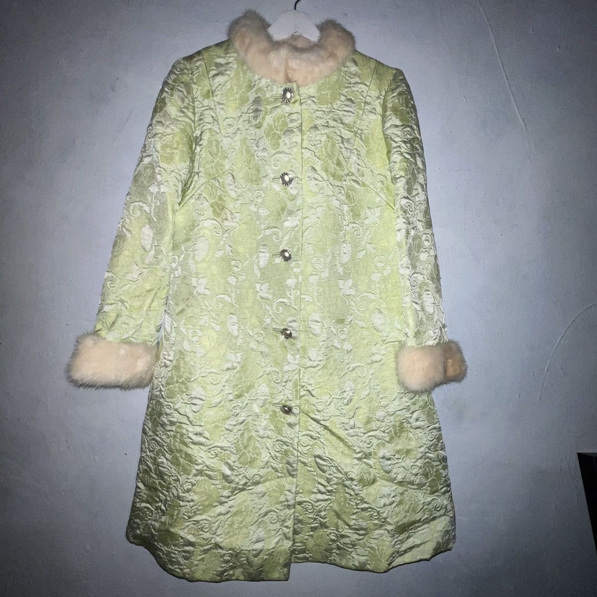 image of 18X39 60S Vintage Mink Collar Coat in Lime Green, Women's (Size XS)