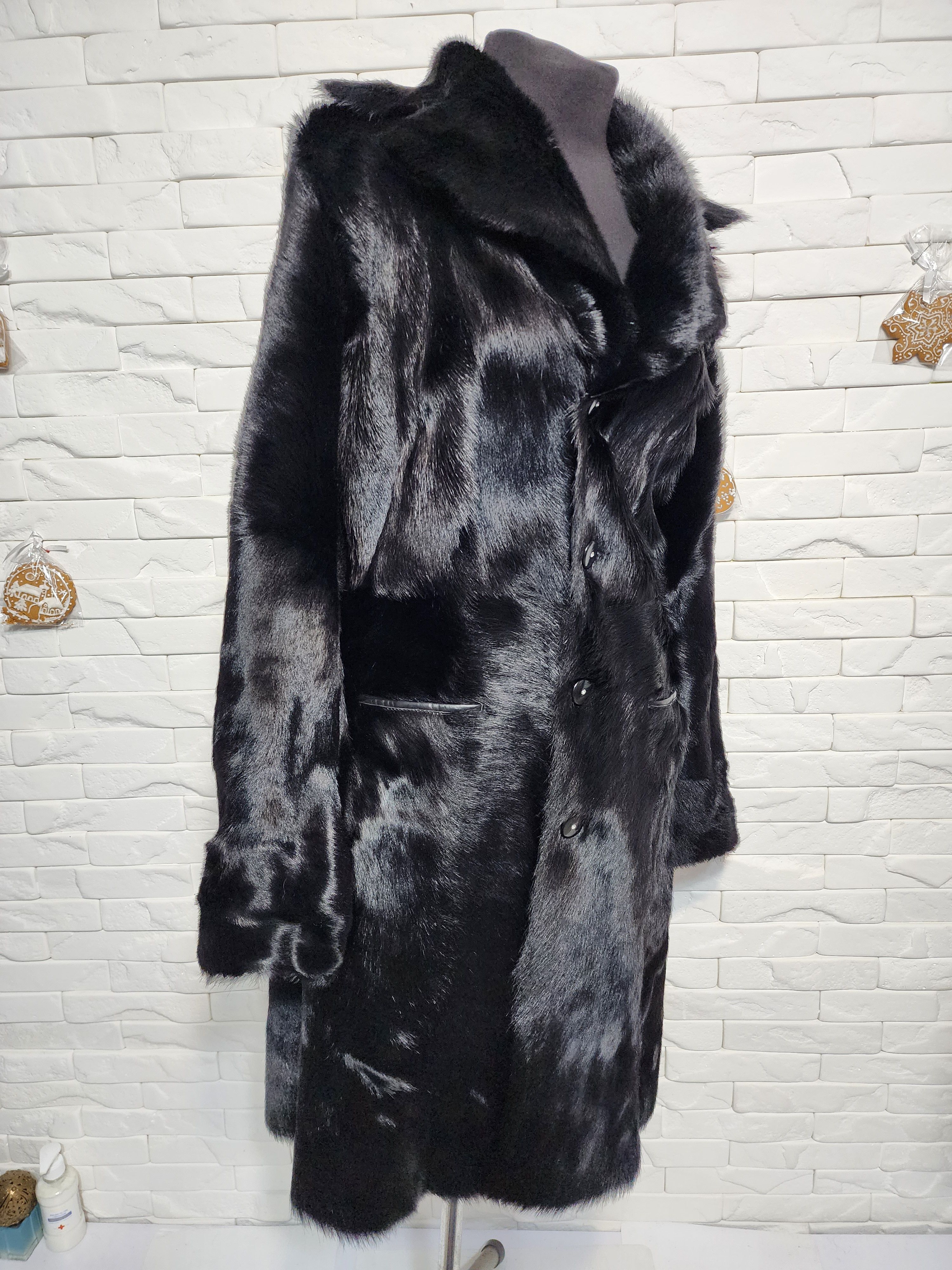 Furla Long Black Fur Two-Sided Women's Coat: Velvet Finish Size S / US 4 / IT 40 - 7 Thumbnail