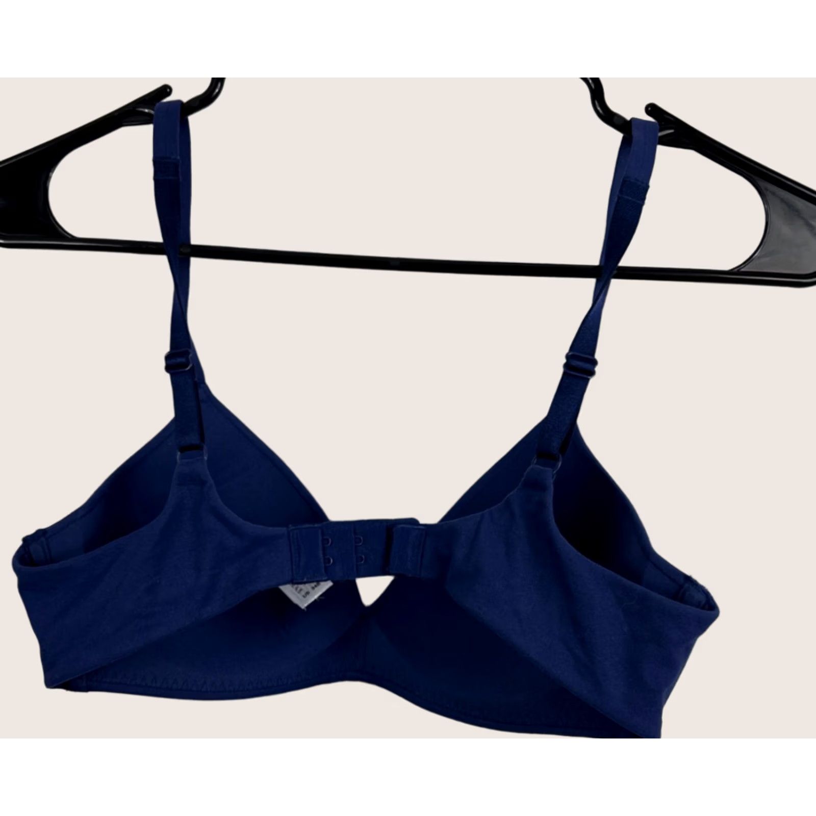 Vintage Wacoal Shirt Bra Womens 34B Wireless Navy Women Size Nylon Spandex adjustable Size ONE SIZE - 1 Thumbnail