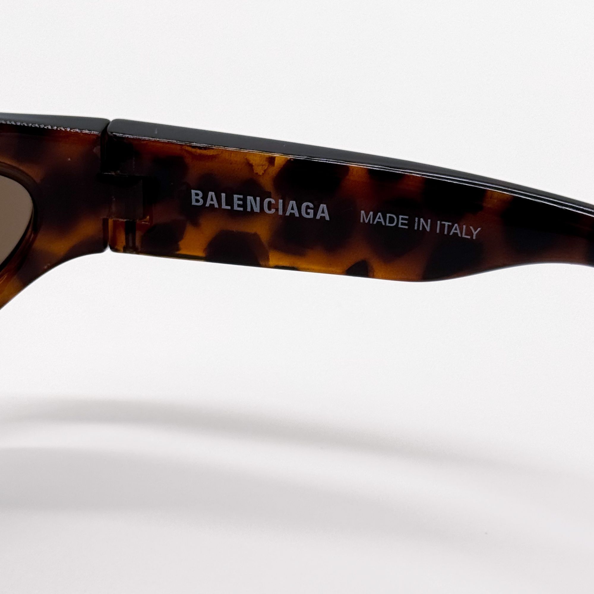 Balenciaga NEW BALENCIAGA BB0314S 002 SUNGLASSES HAVANA UNISEX Size ONE SIZE - 8 Thumbnail