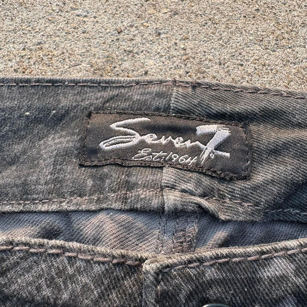 Seven 7 Seven7 Est. 1964 Snake Pattern Cut Off Denim Shorts Vkei Size US 32 / EU 48 - 2 Thumbnail