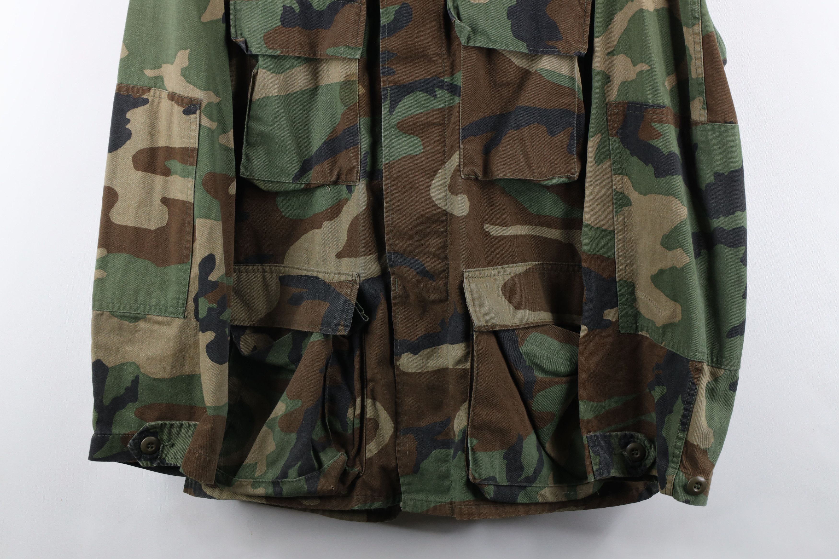 Vintage Vintage 80s Woodland Camouflage Combat Coat Jacket USA Size US S / EU 44-46 / 1 - 3 Thumbnail