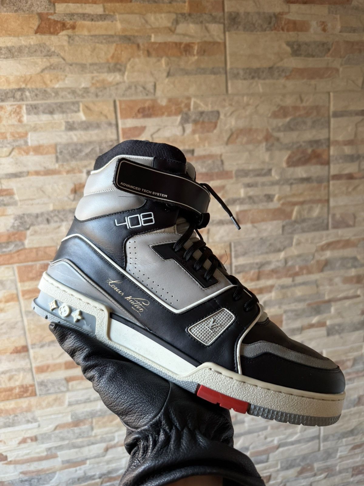 Louis Vuitton Louis Vuitton Hi-Top Trainer Sneakers SS19 Size US 10 / EU 43 - 6 Thumbnail