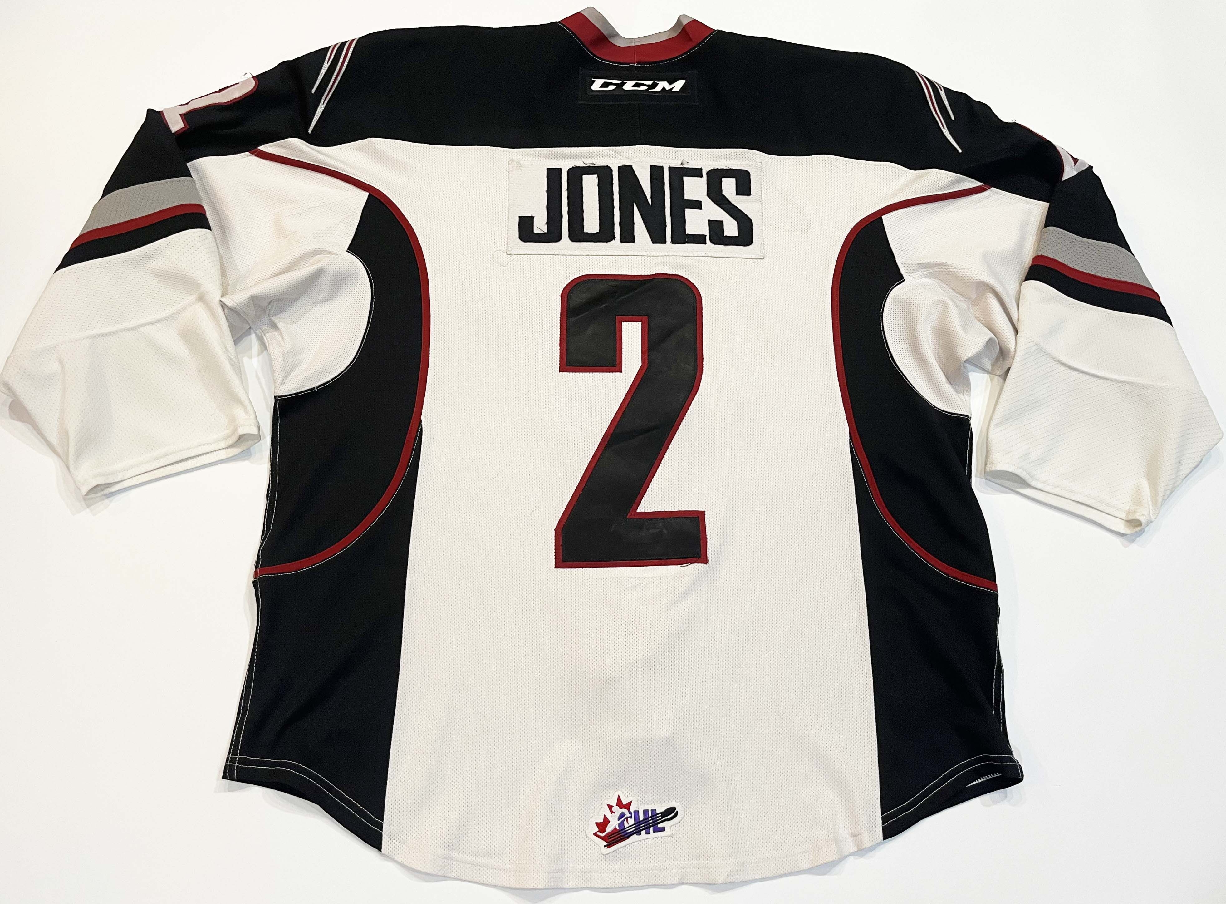 Reebok Reebok Authentic Vancouver Giants JONES #2 WHL Hockey Jersey Size US XL / EU 56 / 4 - 4 Thumbnail