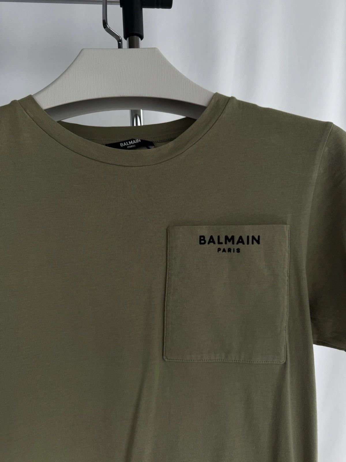 Balmain BALMAIN Paris Men's T-Shirt Distressed Green size:M RARE Size US M / EU 48-50 / 2 - 3 Thumbnail