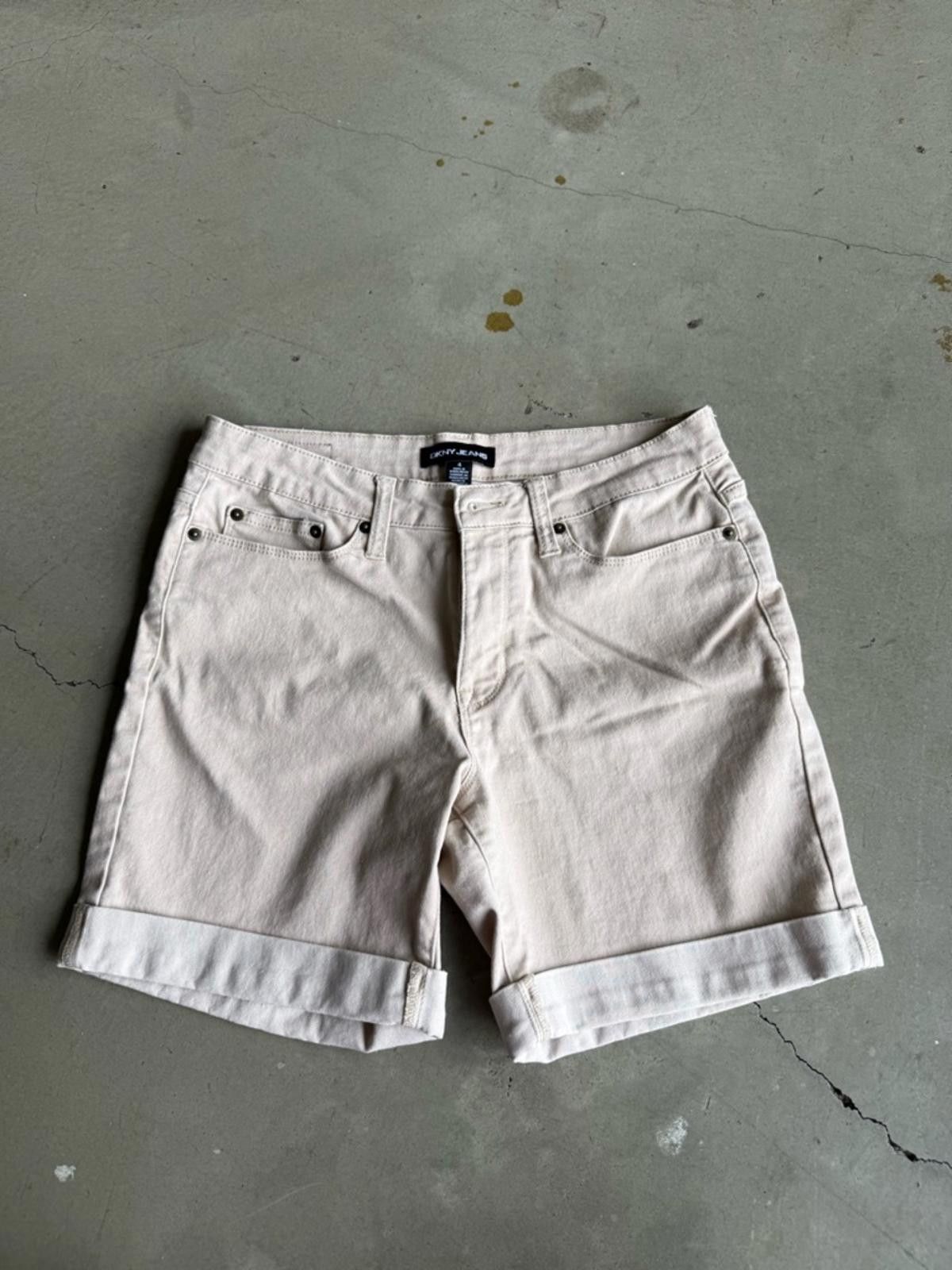 DKNY DKNY Jeans / Denim Cuffed Bermuda Shorts / tan Size 27" / US 4 / IT 40 - 2 Thumbnail