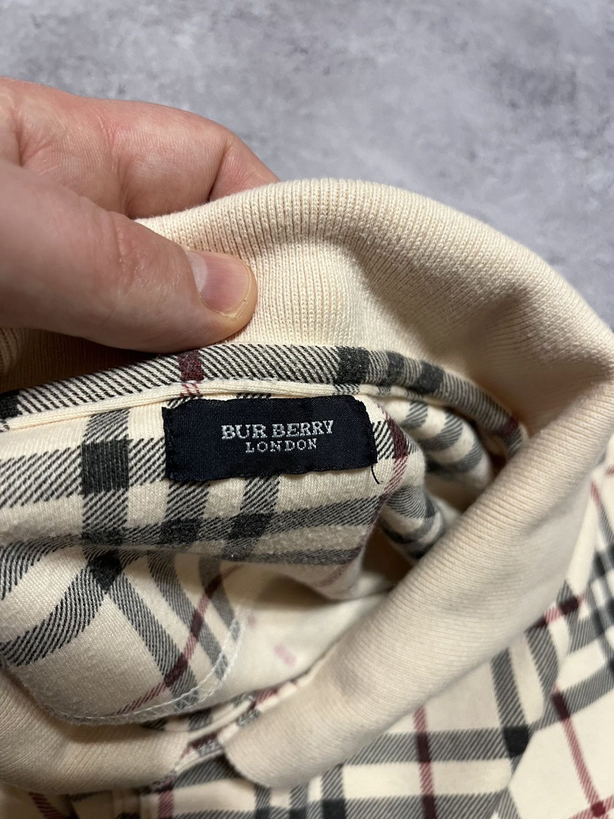 Burberry Burberry Nova Check polo Size US L / EU 52-54 / 3 - 5 Thumbnail