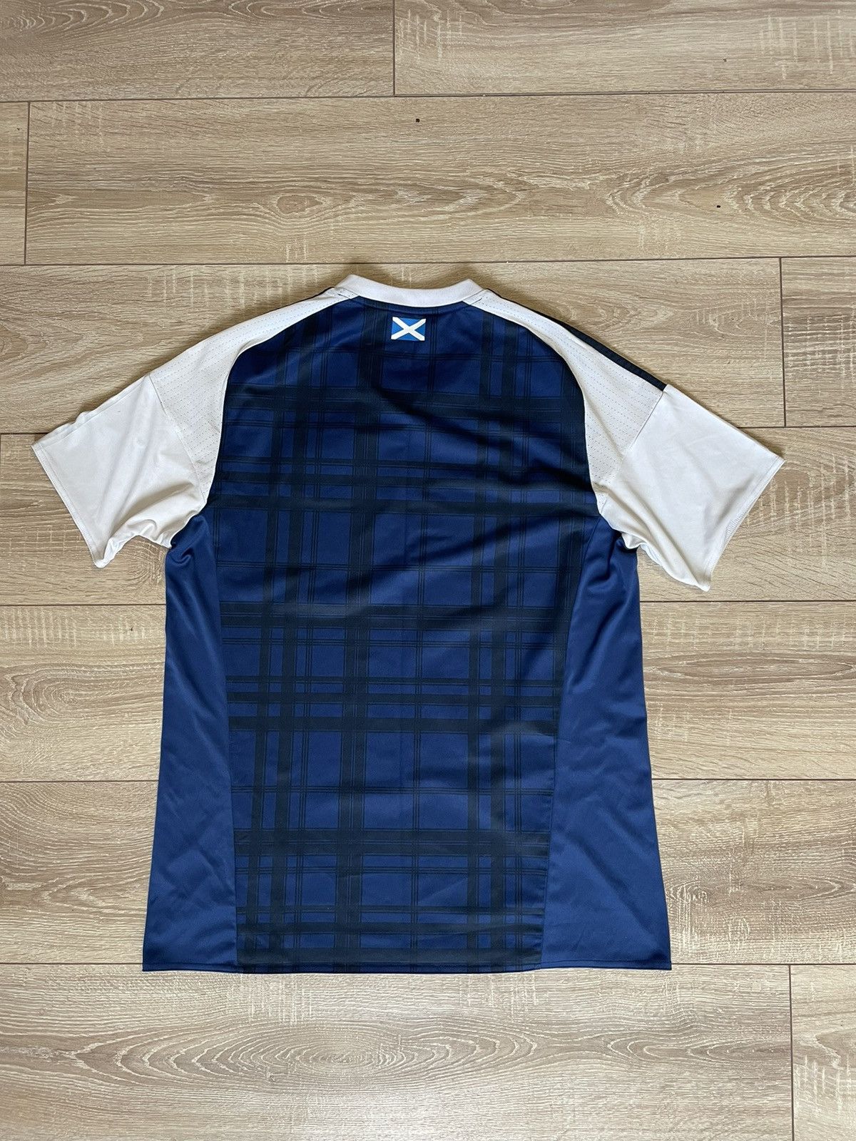 Adidas SCOTLAND 2016 HOME FOOTBALL SHIRT SOCCER JERSEY ADIDAS Size US L / EU 52-54 / 3 - 6 Thumbnail
