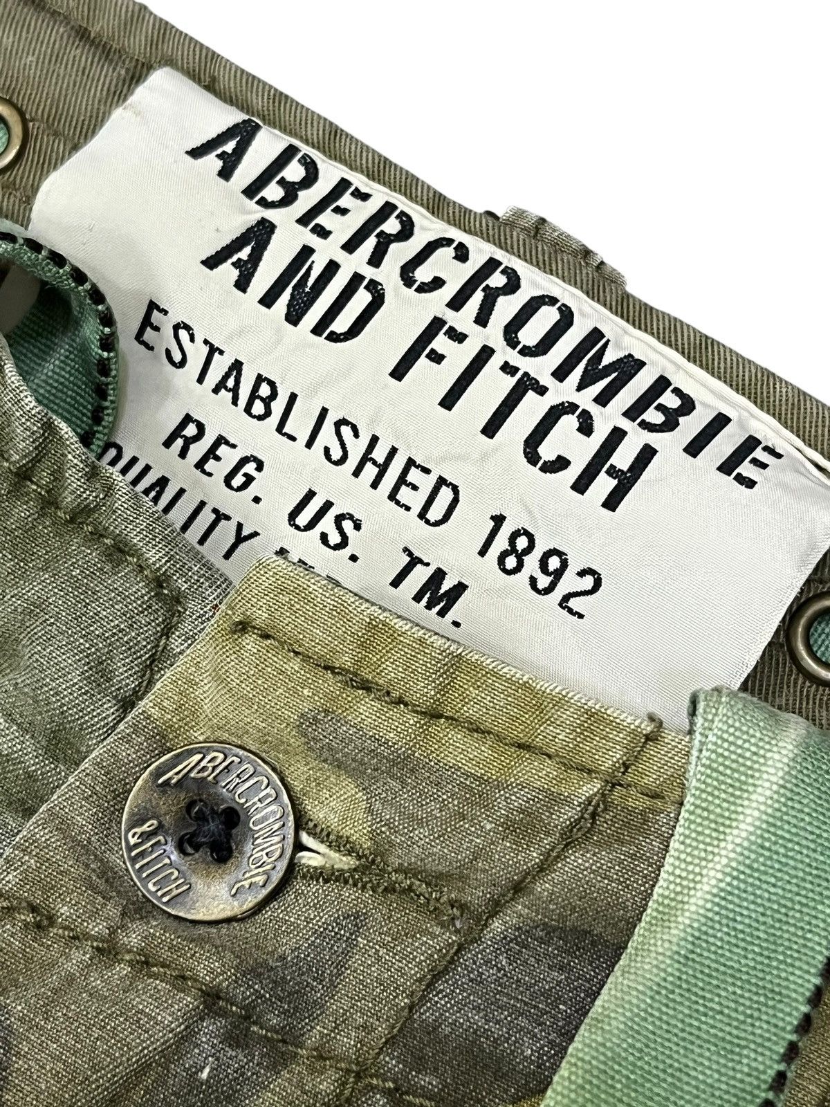 Abercrombie & Fitch 💥Vintage Y2K A&F Military Camo Zip Leg Baggy Cargo Pants Size US 34 / EU 50 - 9 Thumbnail