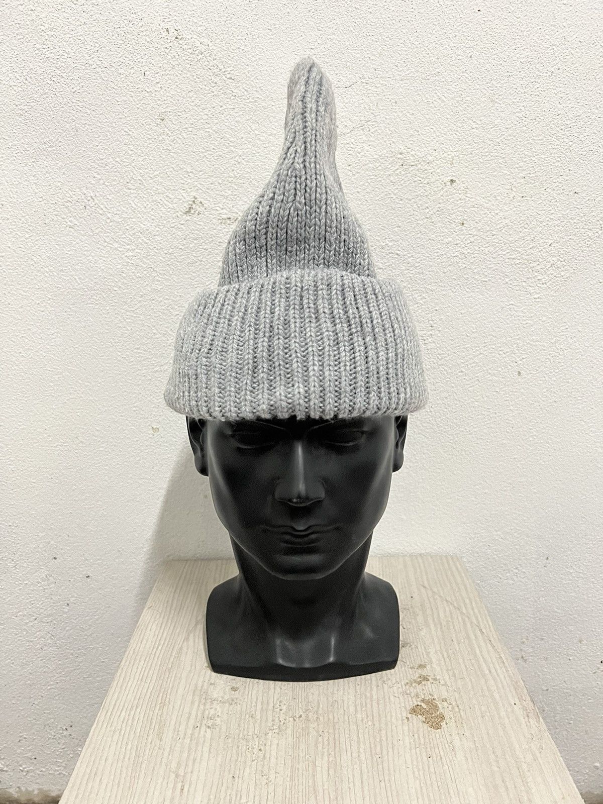 Zara Zara Trojan Plain Beanie Hat Size ONE SIZE - 2 Thumbnail
