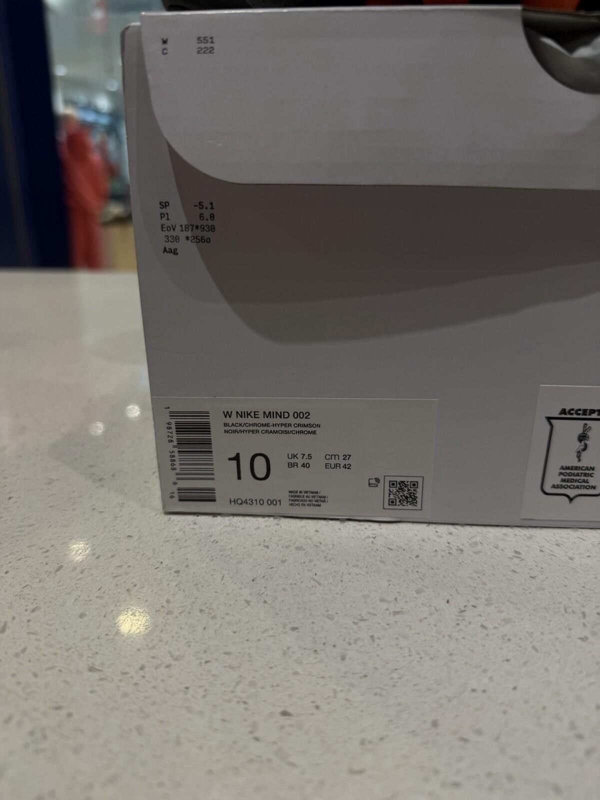 Nike Size 10W Nike Mind 002 Black Chrome Hyper Crimson HQ4310-001 Size US 10 / IT 40 - 10 Thumbnail