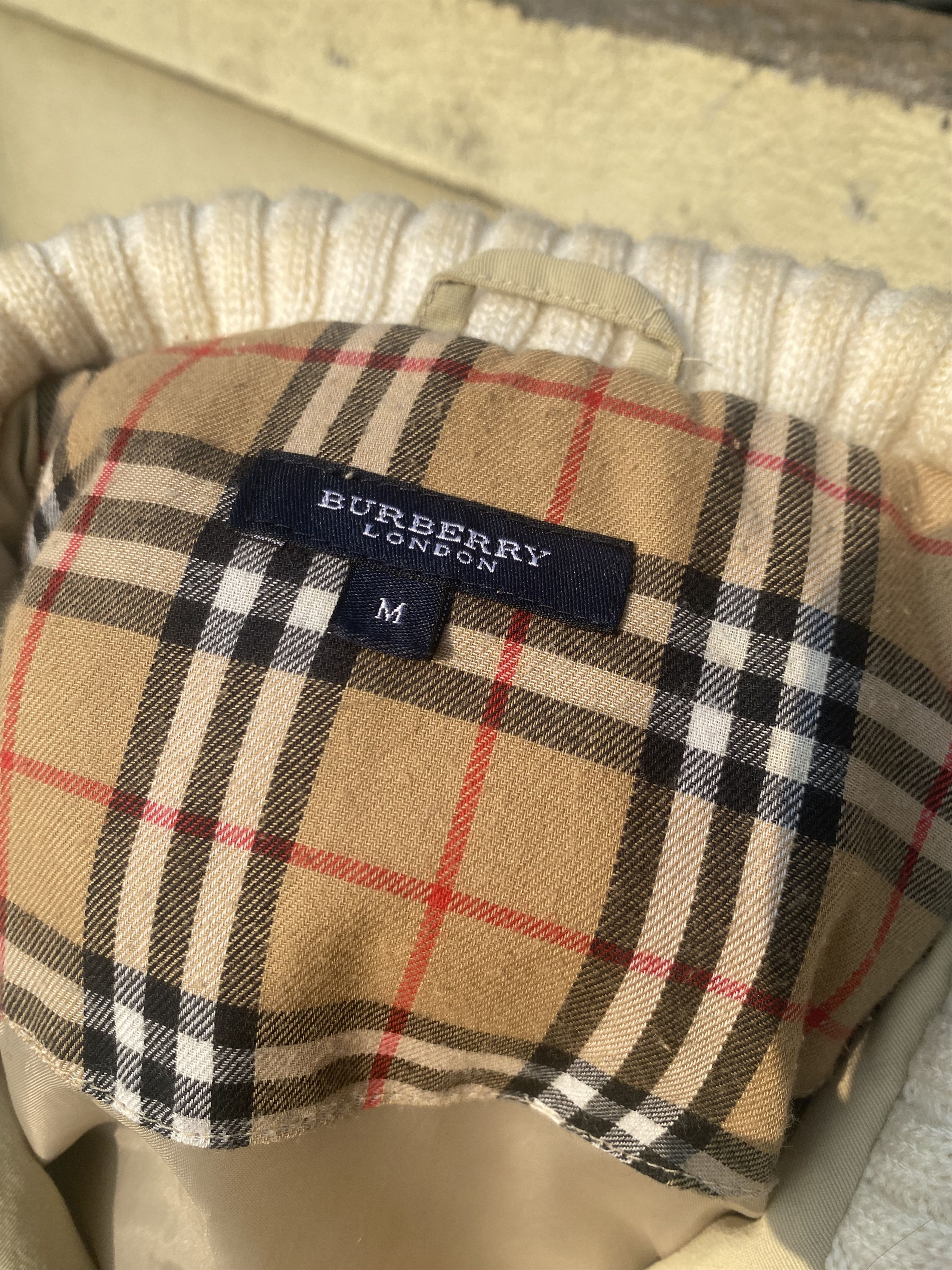 Burberry vintage burberry down jacket Size M / US 6-8 / IT 42-44 - 7 Thumbnail