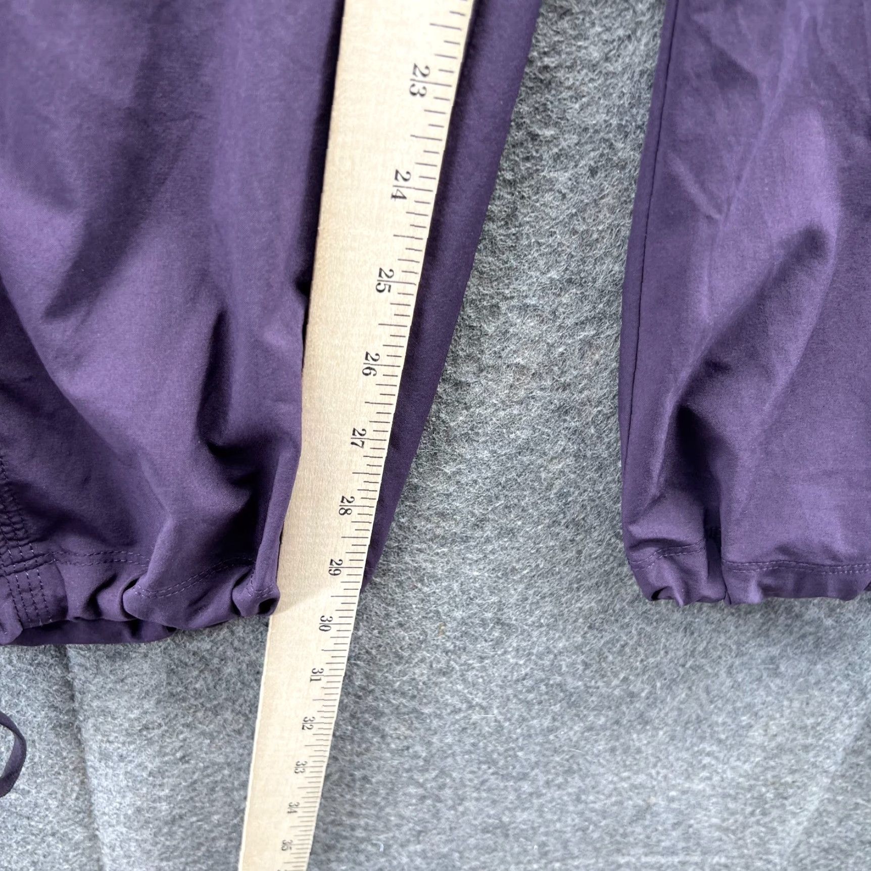 Athleta Athleta Pants Women 6 Purple Ruched Lightweight Jogger Nylon Athletic Size 28" / US 6 / IT 42 - 4 Thumbnail