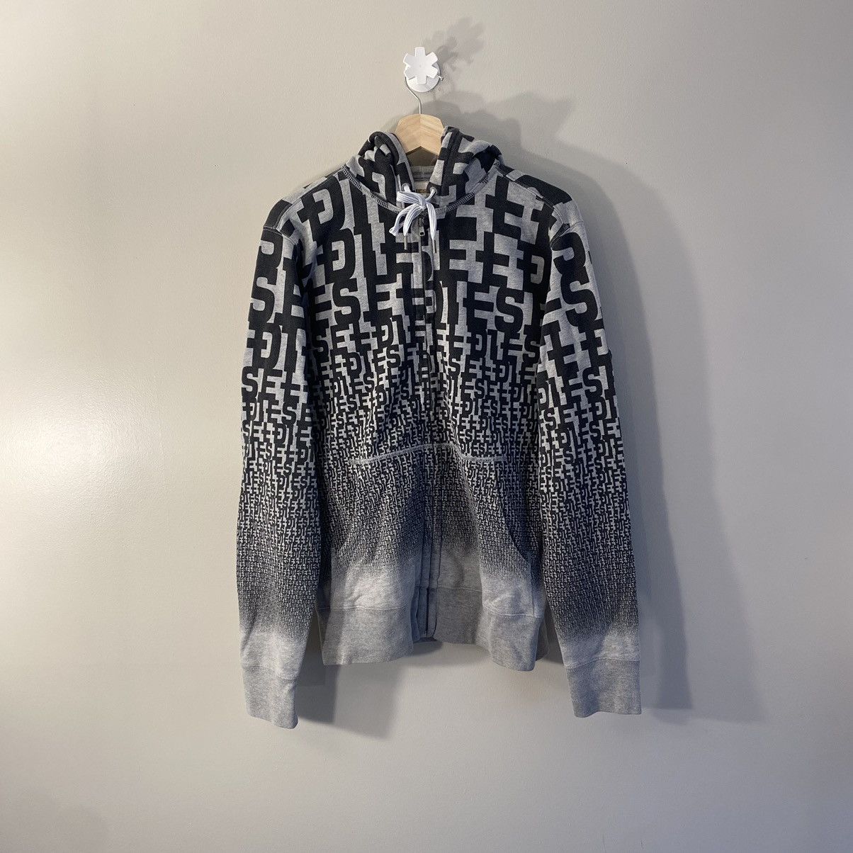 【公式】フジのお歳暮・冬ギフト × Clothing Archival Designer Monogram Logo Diesel Diesel × トップス