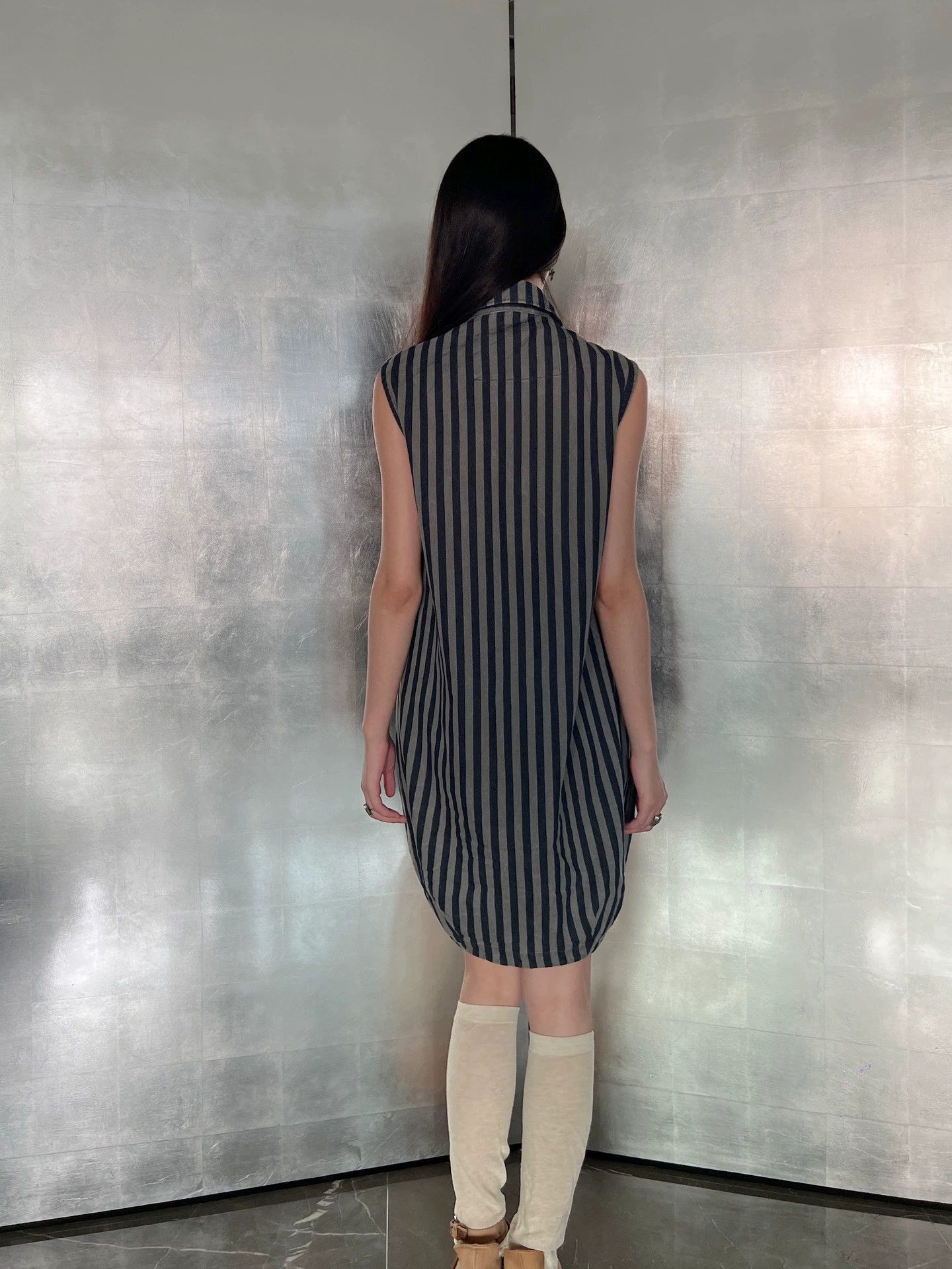 Vintage Vintage Italian Lapel Irregular Stripe Denim Dress XS Size XS / US 0-2 / IT 36-38 - 7 Thumbnail