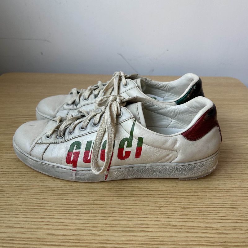 Gucci Gucci Ace Blade Sneakers in White 0079 Size US 8 / EU 41 - 1 Thumbnail