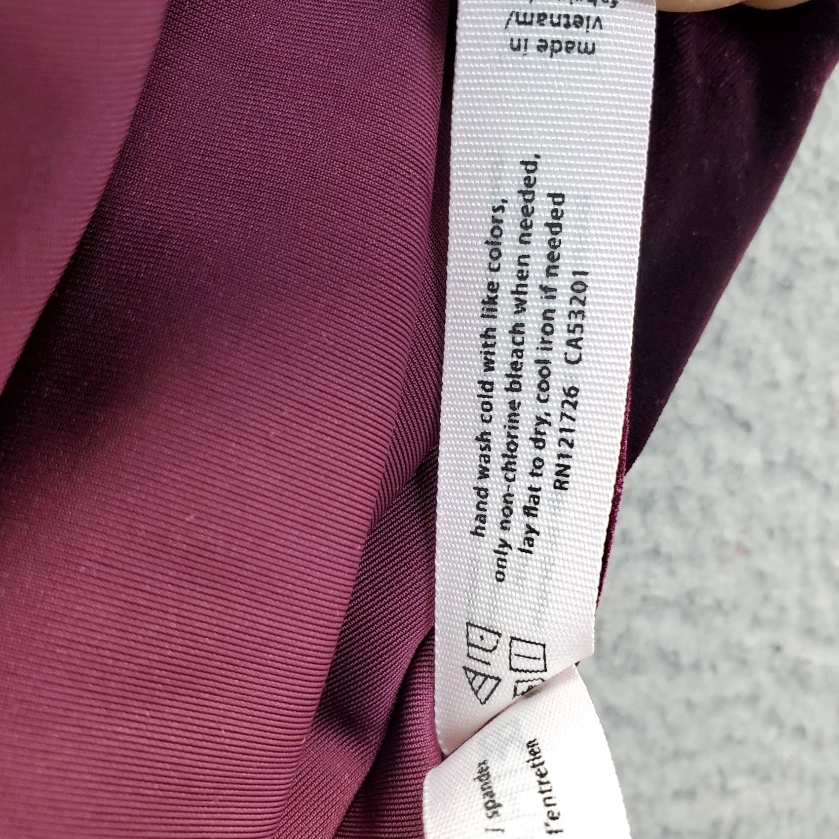 Velvet Bethany Mota Fit & Flare Dress Womens XS Burgundy Velvet Stretch V Neck Pullover Size XS / US 0-2 / IT 36-38 - 8 Thumbnail