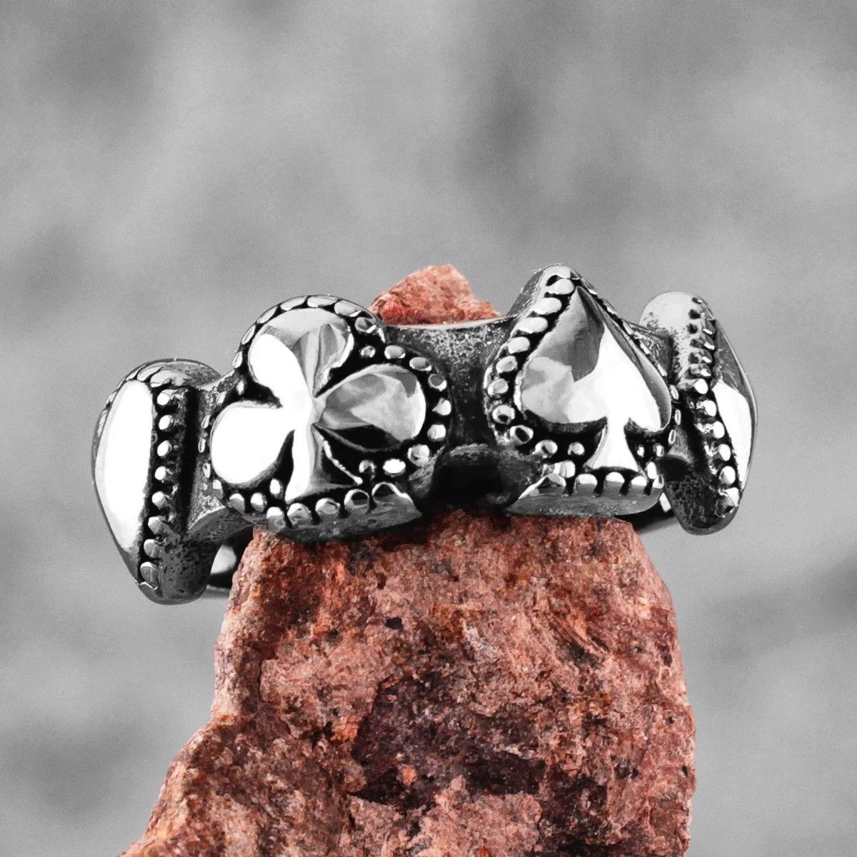 Jewelry Good Luck Poker Hearts Spades Ring Size ONE SIZE - 1 Thumbnail