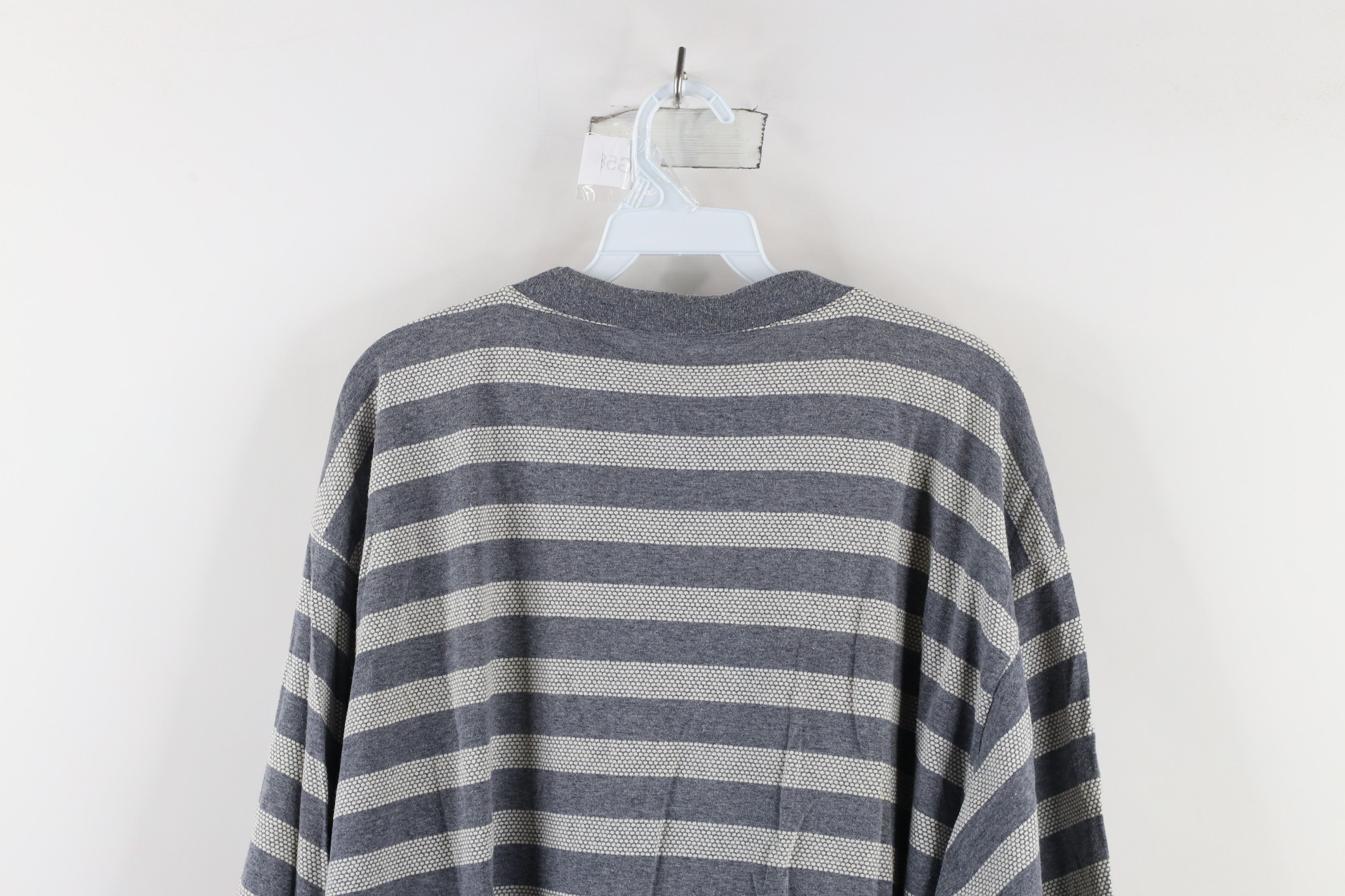 Vintage Vintage 90s Streetwear Knit Short Sleeve Henley T-Shirt Size US XL / EU 56 / 4 - 10 Thumbnail