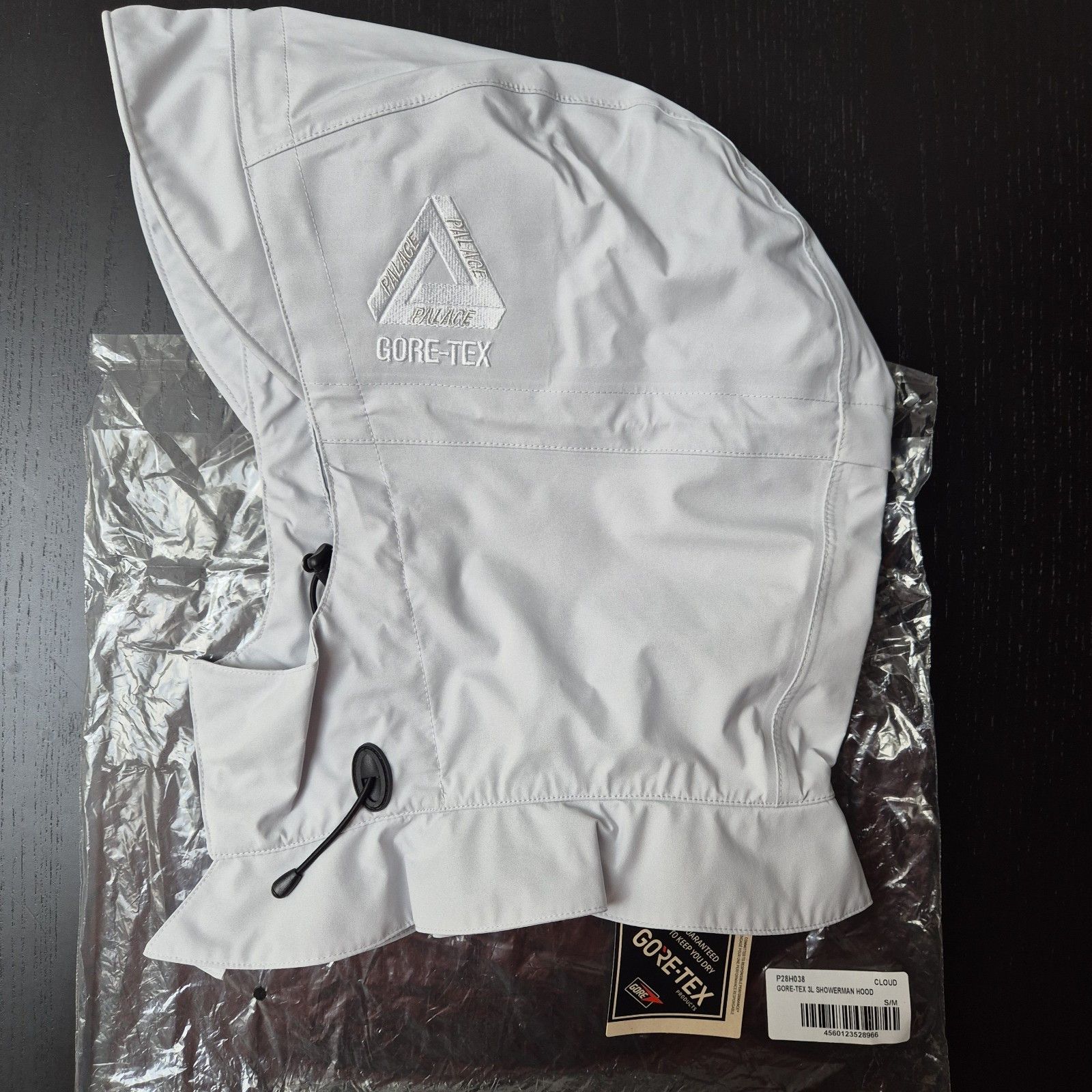 Palace Palace Gore-Tex 3L Showerman Hood Cloud Grey S/M New SS25 Size ONE SIZE - 10 Thumbnail