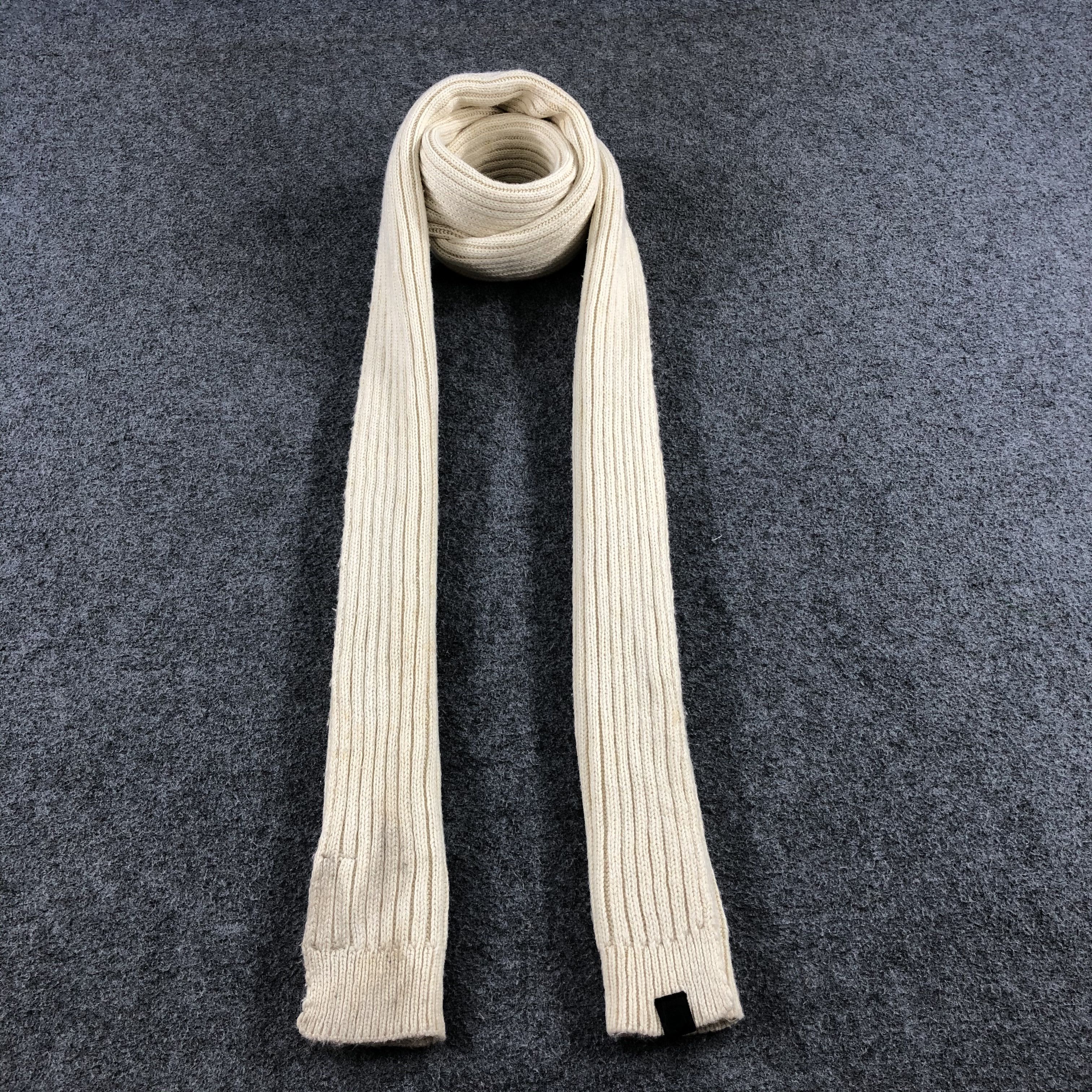 Victorinox Victorinox Pleated Wool Scarf Muffler V687 Size ONE SIZE - 1 Thumbnail