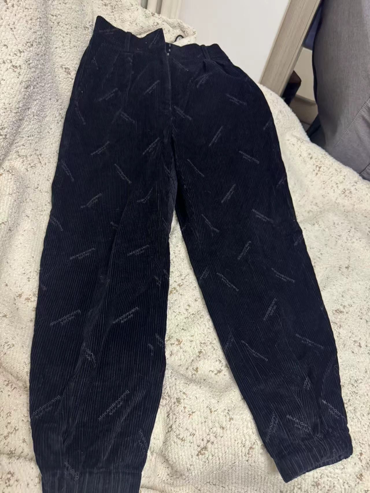 Alexander Wang Alexander Wang King Corduroy Chino Pants Subtle Pattern Size 26" / US 2 / IT 38 - 1 Thumbnail