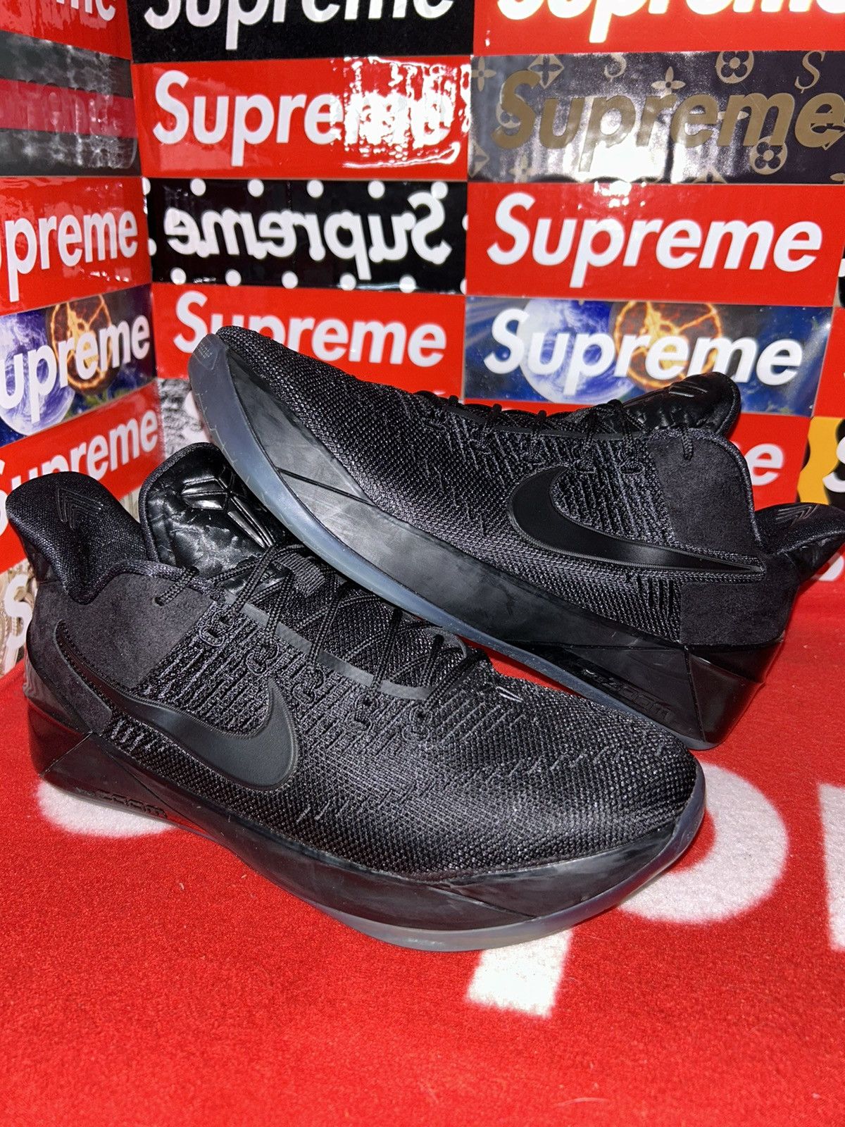Nike Nike Kobe A.D. GS 'Triple Black' 869987-064 size 7y VNDS Size US 7 / EU 40 - 1 Thumbnail