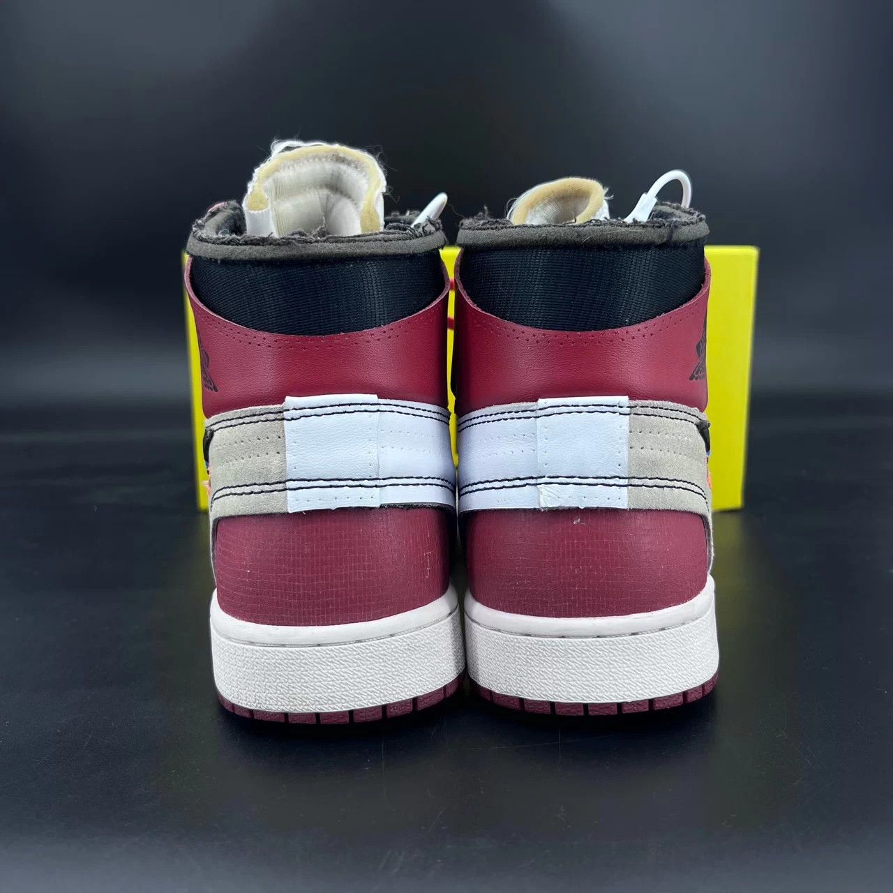 Nike Off-White Air Jordan 1 Chicago 42.5 like new Size US 9.5 / EU 42-43 - 5 Thumbnail