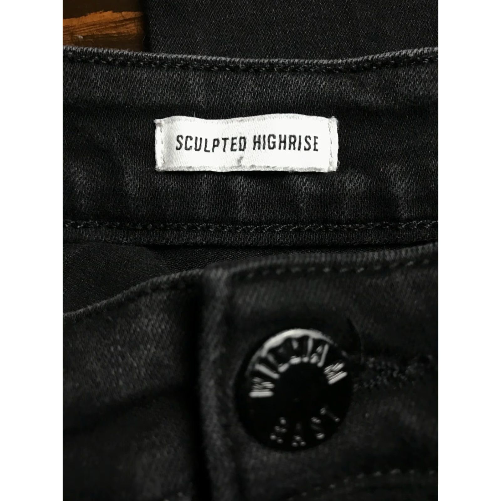 Vintage William Rast Jeans Women's Size 27 Black Denim High Rise Distressed Sculpted Size 27" / US 4 / IT 40 - 4 Thumbnail