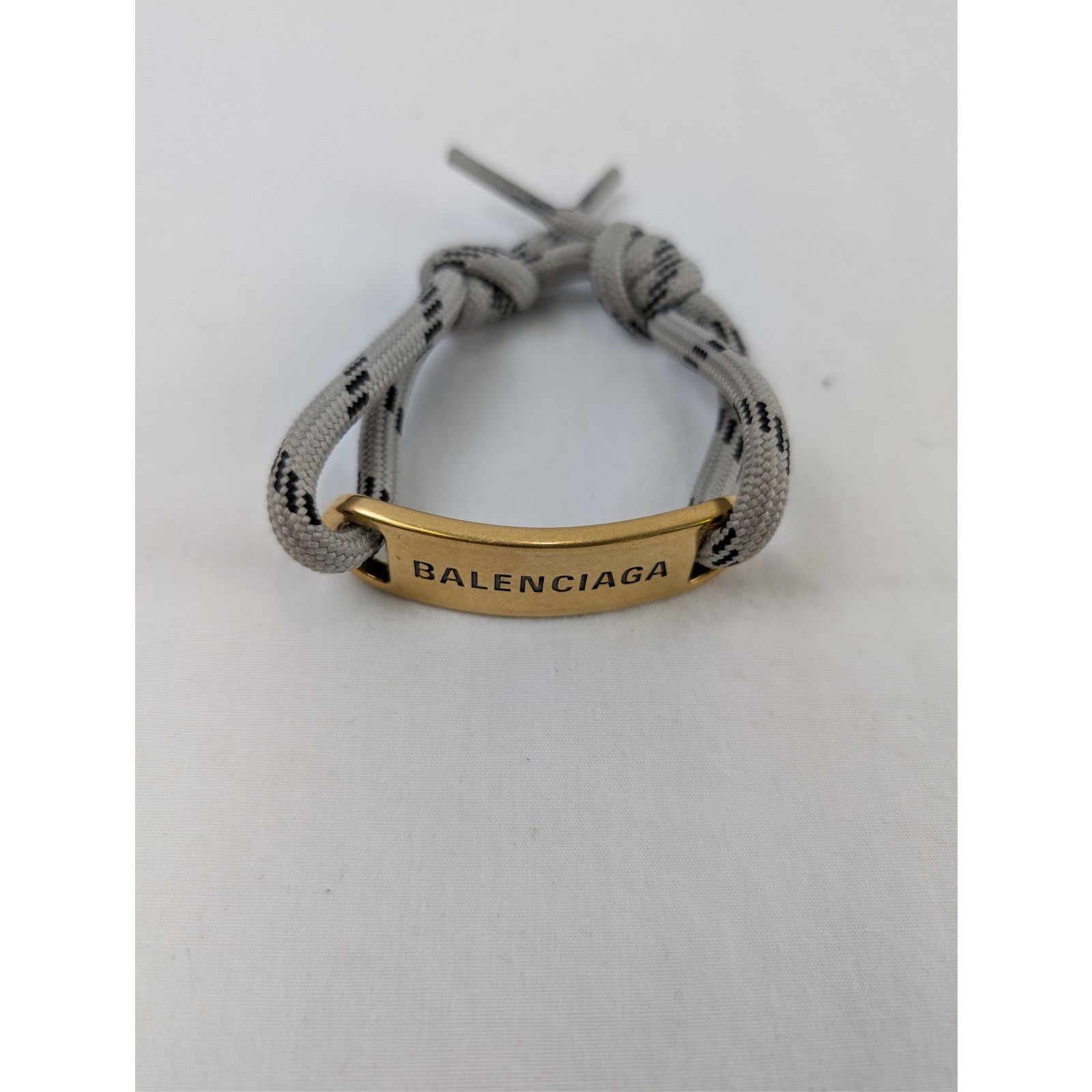 Balenciaga o1rshd1 Q:2 / Size: OS / Plate Bracelet in Grey/Gold Size ONE SIZE - 6 Thumbnail