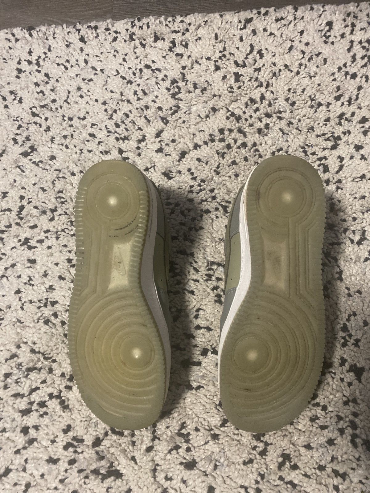Nike Nike AF1 Olive Colorway Size US 9 / EU 42 - 6 Thumbnail