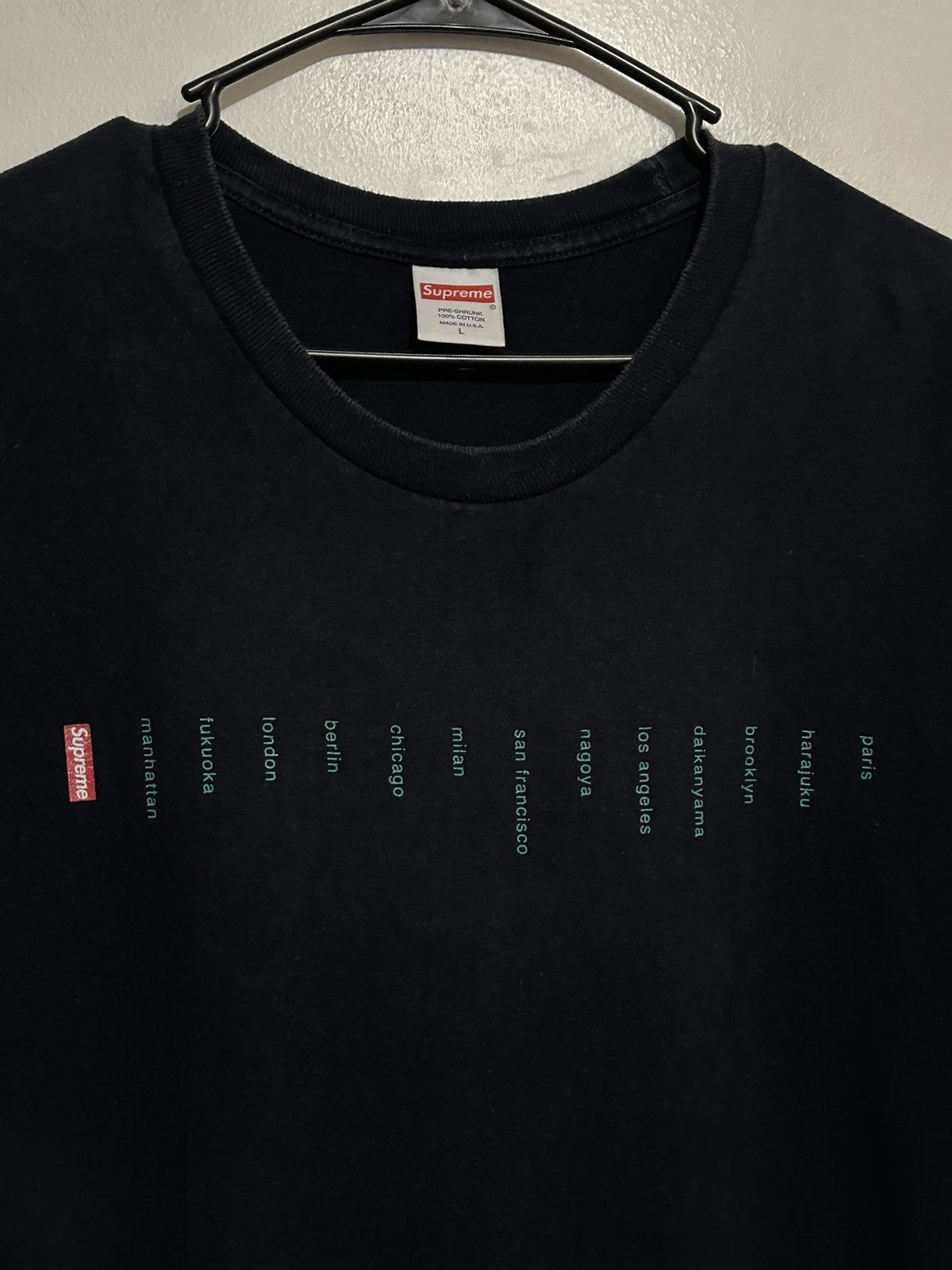 Supreme Supreme Location Tee Size US L / EU 52-54 / 3 - 2 Thumbnail