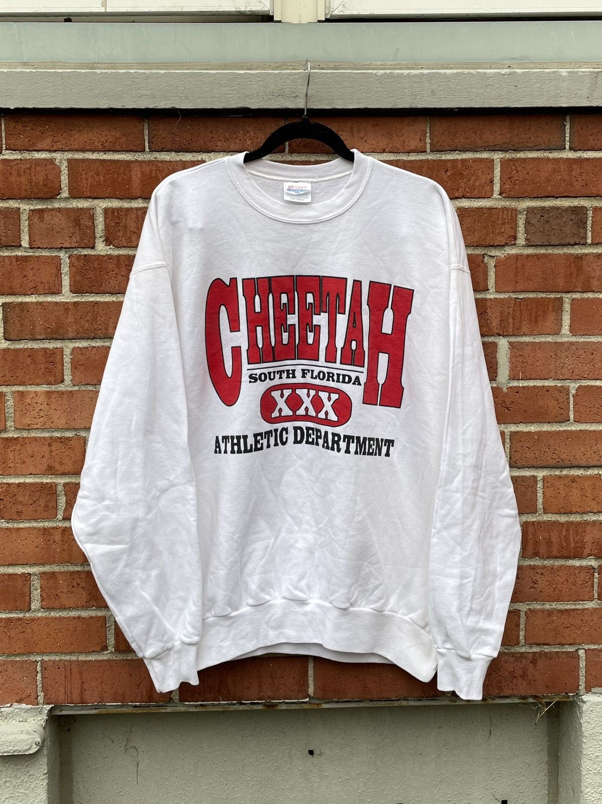 Hanes VTG 90s hanes cheetah south florida strip club XXX crewneck Size US L / EU 52-54 / 3 - 1 Thumbnail