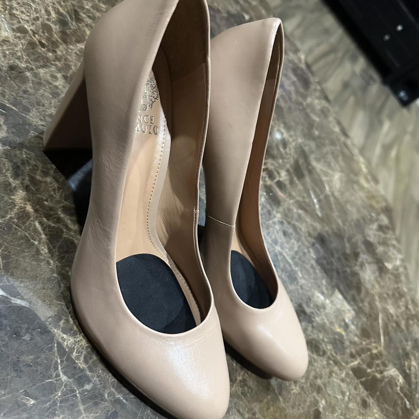 Vince Camuto Vince Camuto Women's Tan and Brown Court Size US 11 / IT 41 - 2 Thumbnail