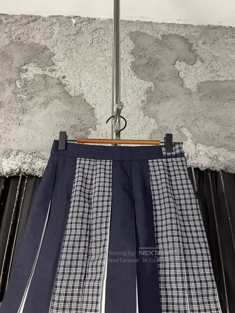 Thom Browne Thom Browne Pleated Skirt Size 24" / US 00 / IT 34 - 3 Thumbnail