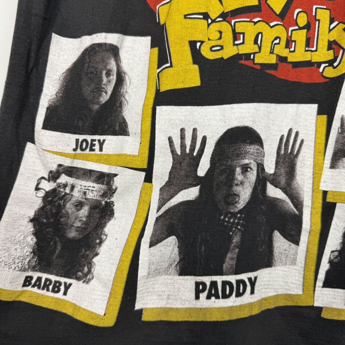 Vintage THE KELLY FAMILY 90s Y2K RARE VINTAGE T-SHIRT POP ROCK BAND Size US M / EU 48-50 / 2 - 17 Thumbnail