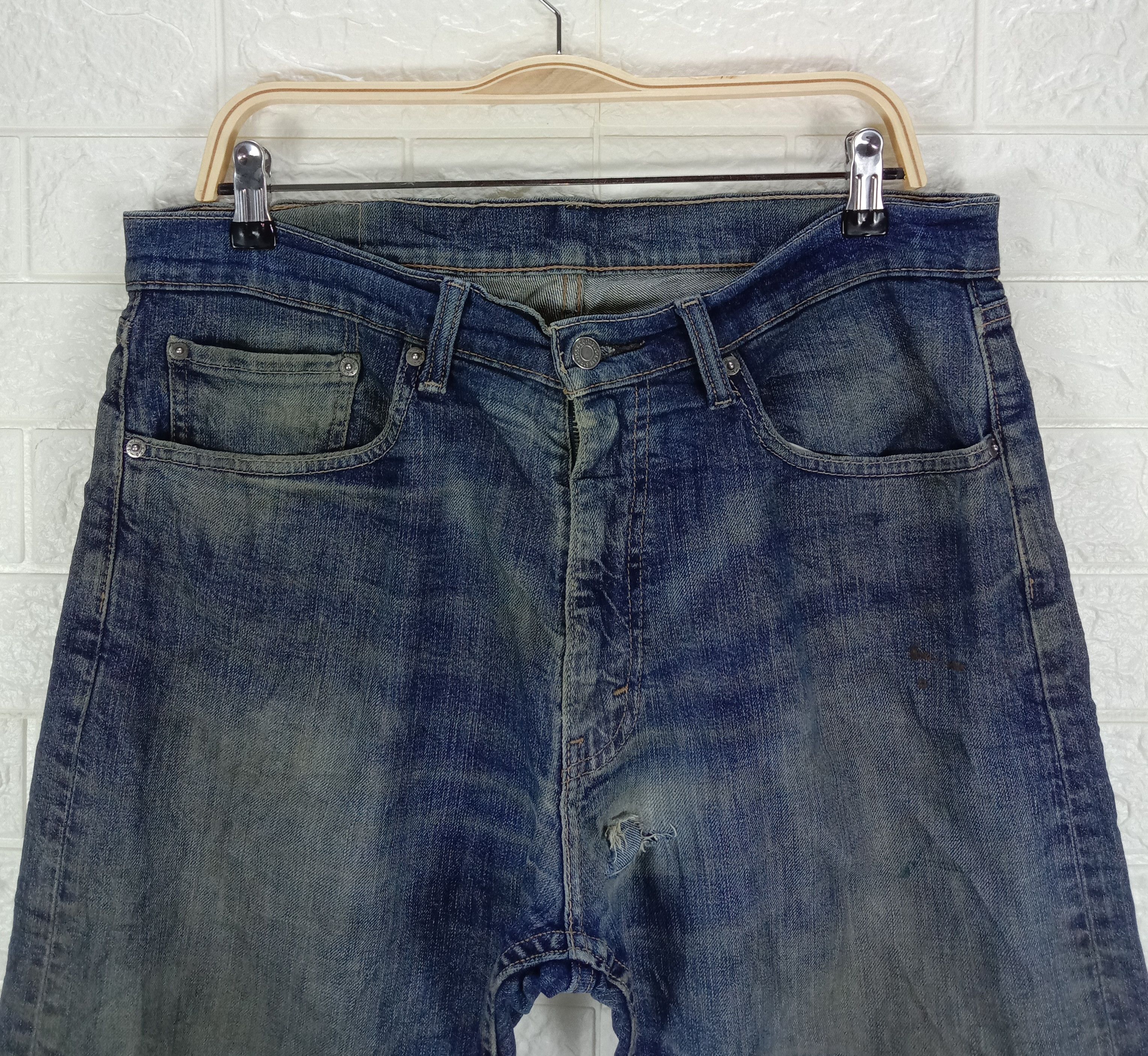 Levi's Vintage Levi's 505 Jeans Rusty Wash Distressed Denim Size US 34 / EU 50 - 2 Thumbnail