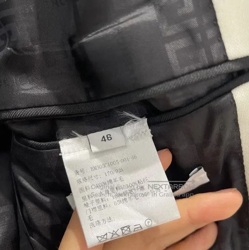Givenchy Givenchy Black Long-Sleeve Outerwear for Men . Size US M / EU 48-50 / 2 - 5 Thumbnail